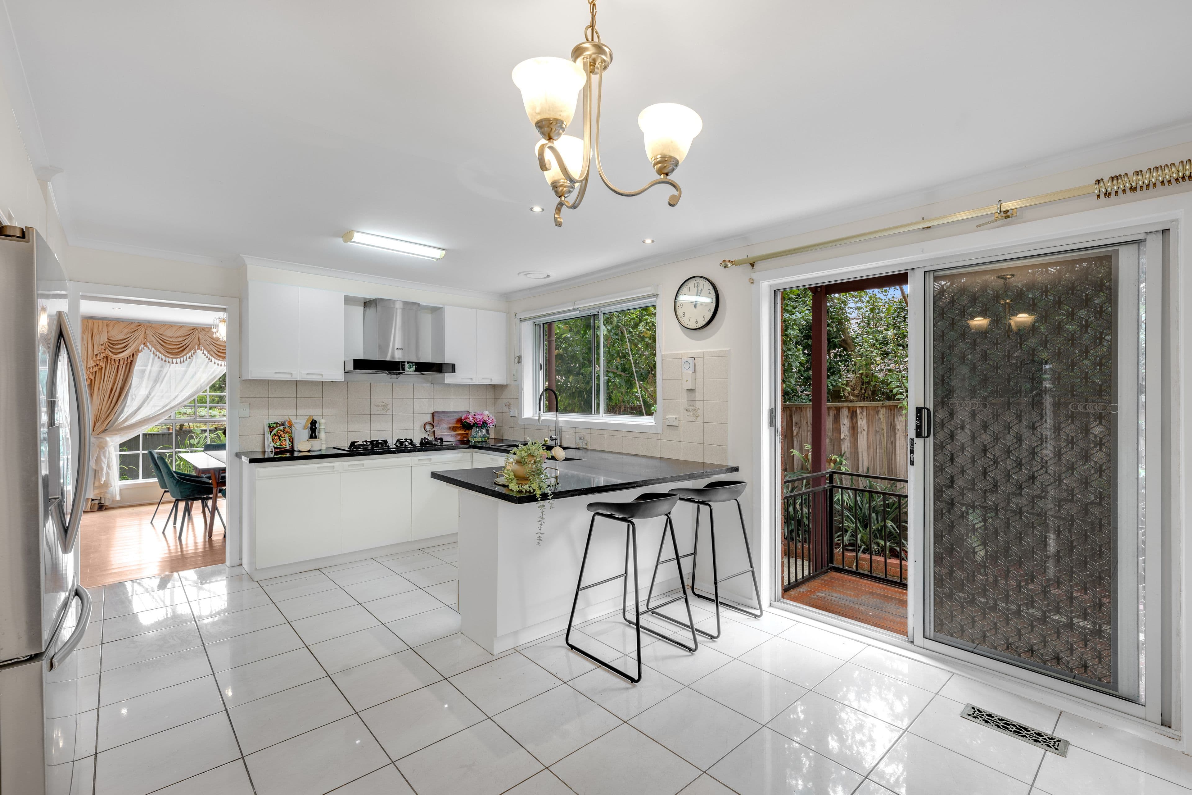 12 Leo Close, Wantirna South VIC 3152, Wantirna South - Thumbnail 4