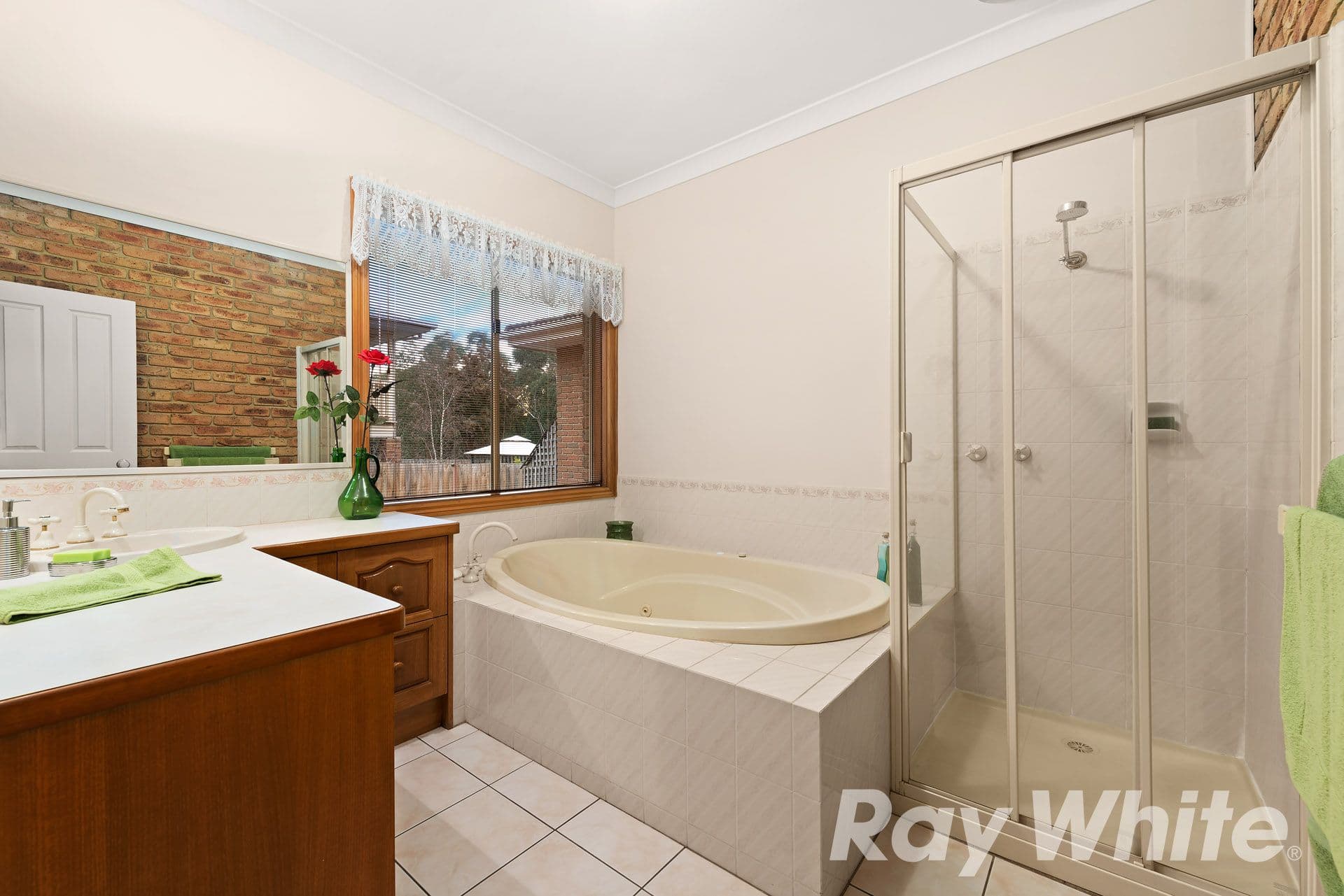 40 Watersedge Close, Knoxfield VIC 3180, Knoxfield - Thumbnail 8