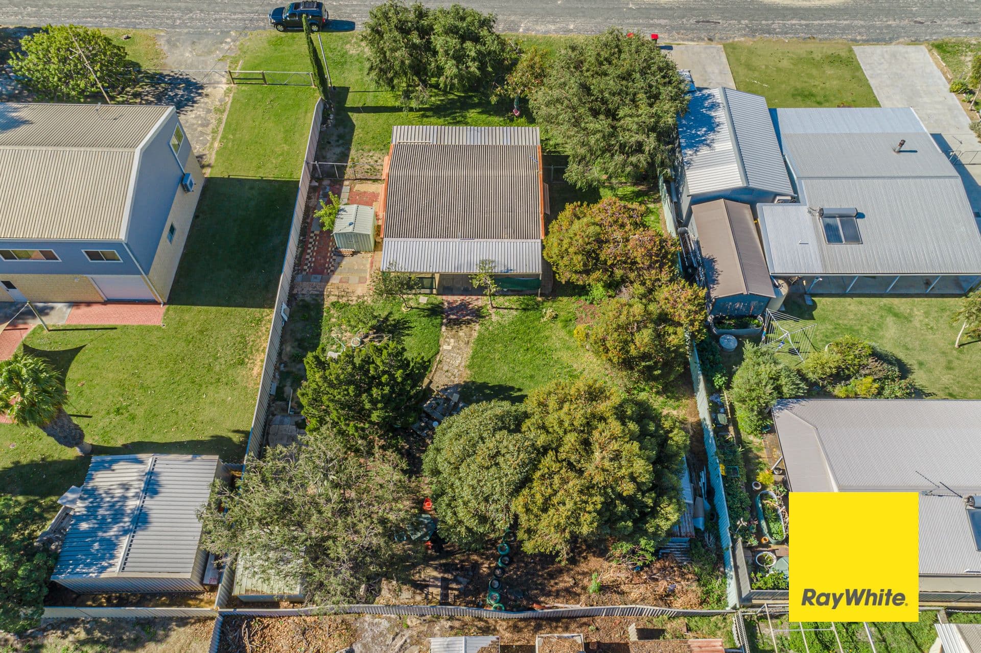8 O'Neil Street, Lancelin WA 6044, Lancelin - Thumbnail 2