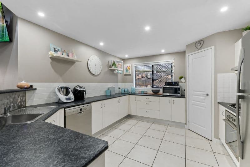 4 Picabeen Court, North Lakes QLD 4509, North Lakes - Thumbnail 3