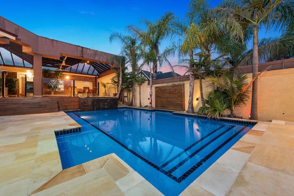 1 San Martin Drive, Croydon North - Thumbnail 2