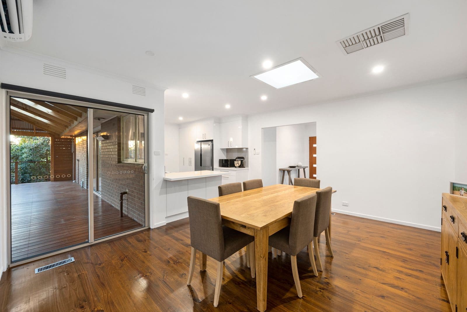 10 Crestway, Lilydale VIC 3140, Lilydale - Thumbnail 5