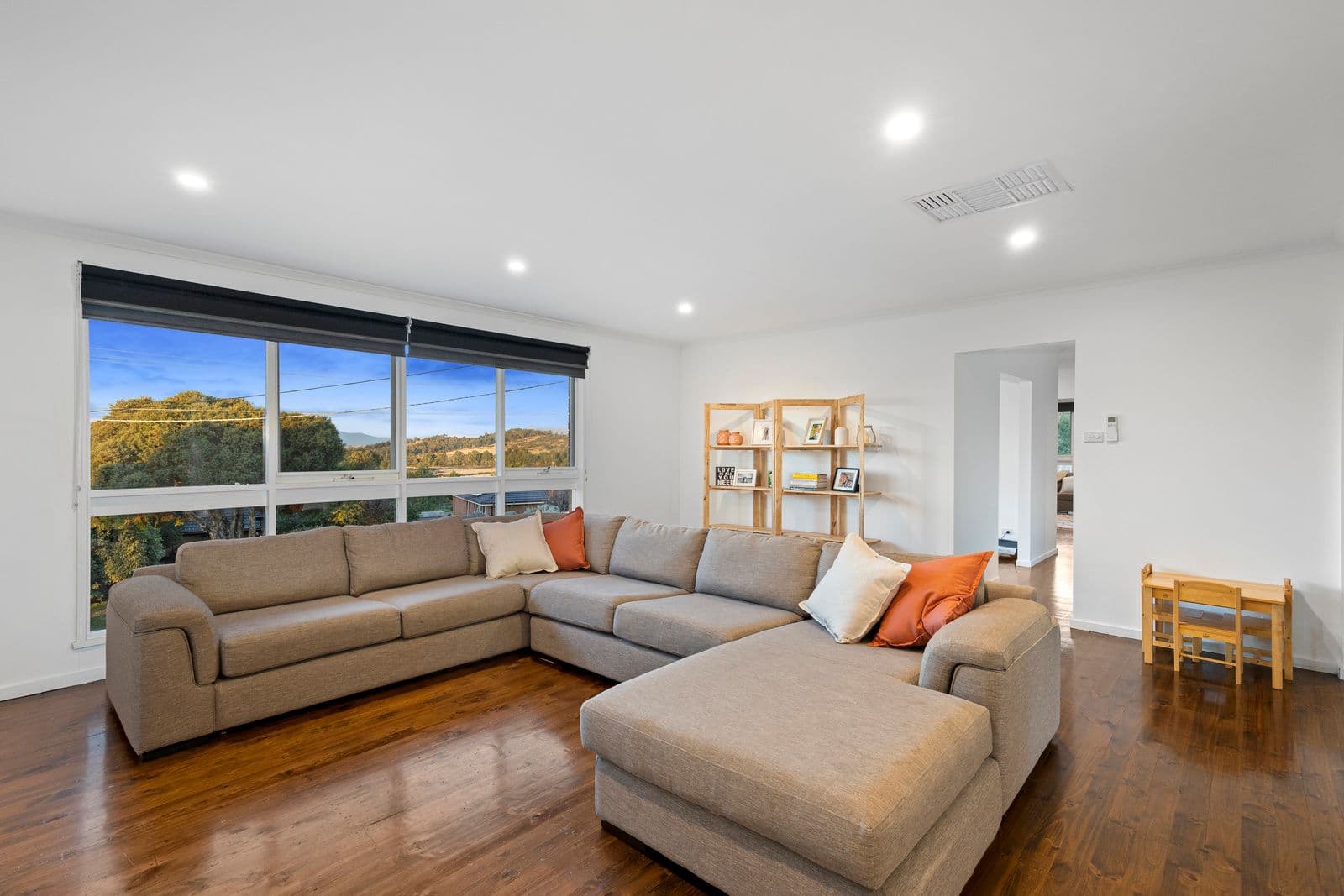10 Crestway, Lilydale VIC 3140, Lilydale - Thumbnail 6