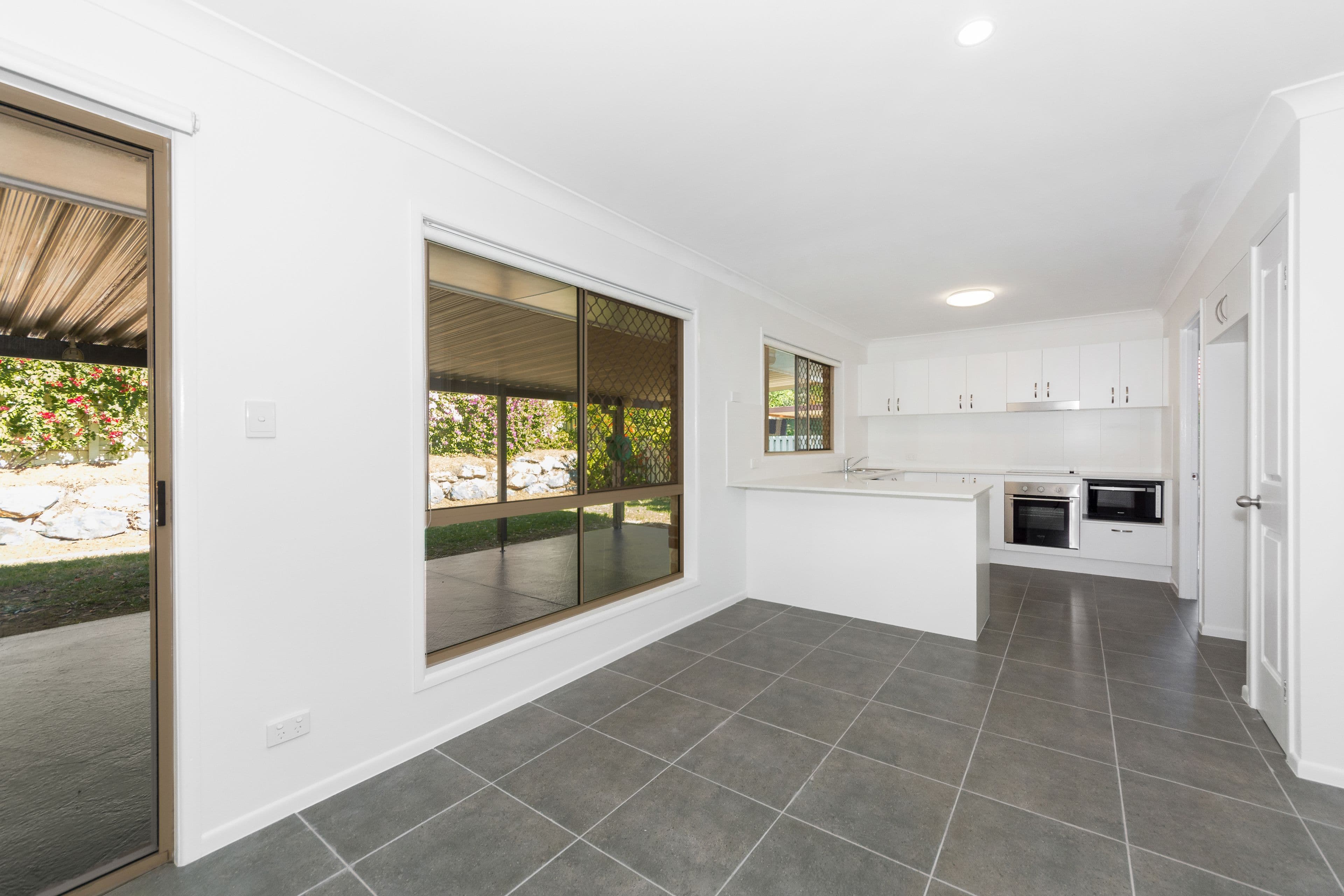 16 Springsure Drive, Mudgeeraba QLD 4213, Mudgeeraba - Thumbnail 7