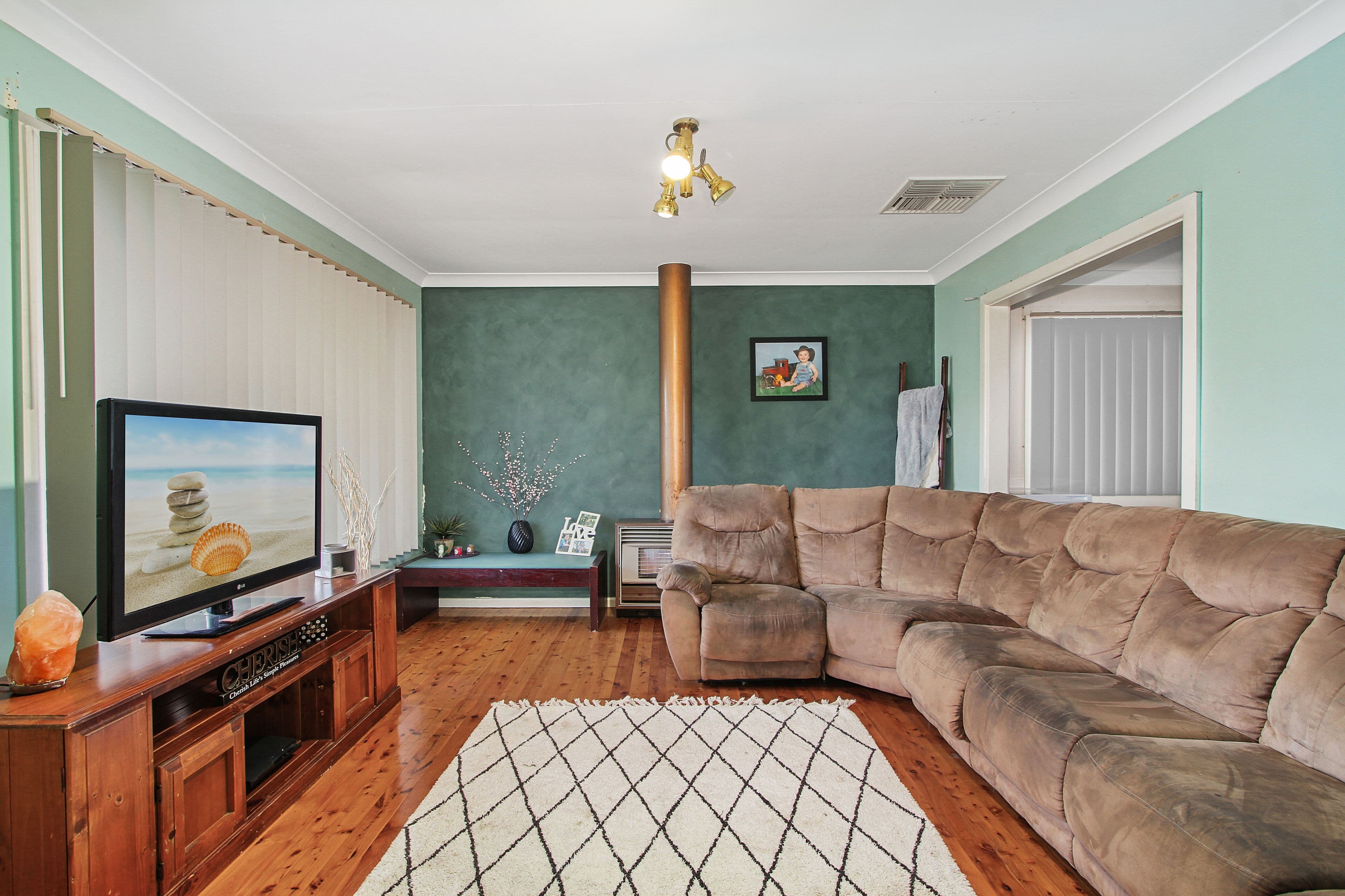 4 Ridge Street, Tamworth NSW 2340, Tamworth - Thumbnail 2