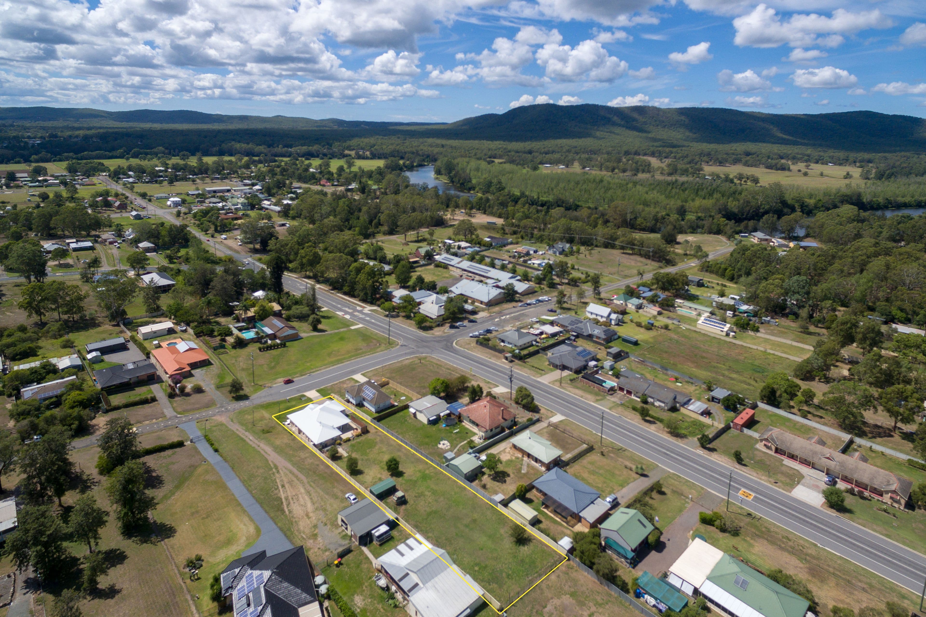 41 Marshall Street, Clarence Town - Thumbnail 2