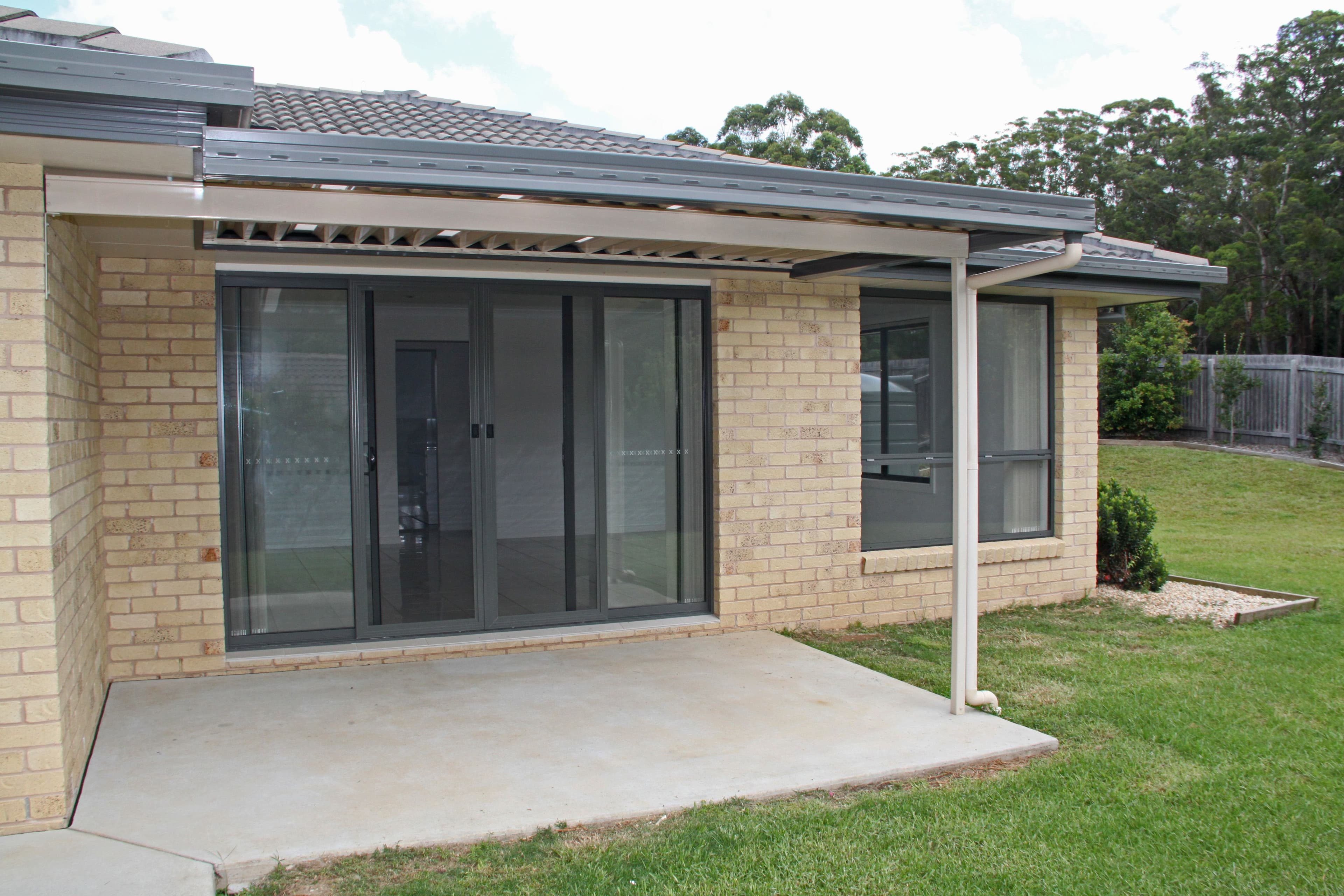 16 Mountain Spring Drive, Kendall - Thumbnail 5