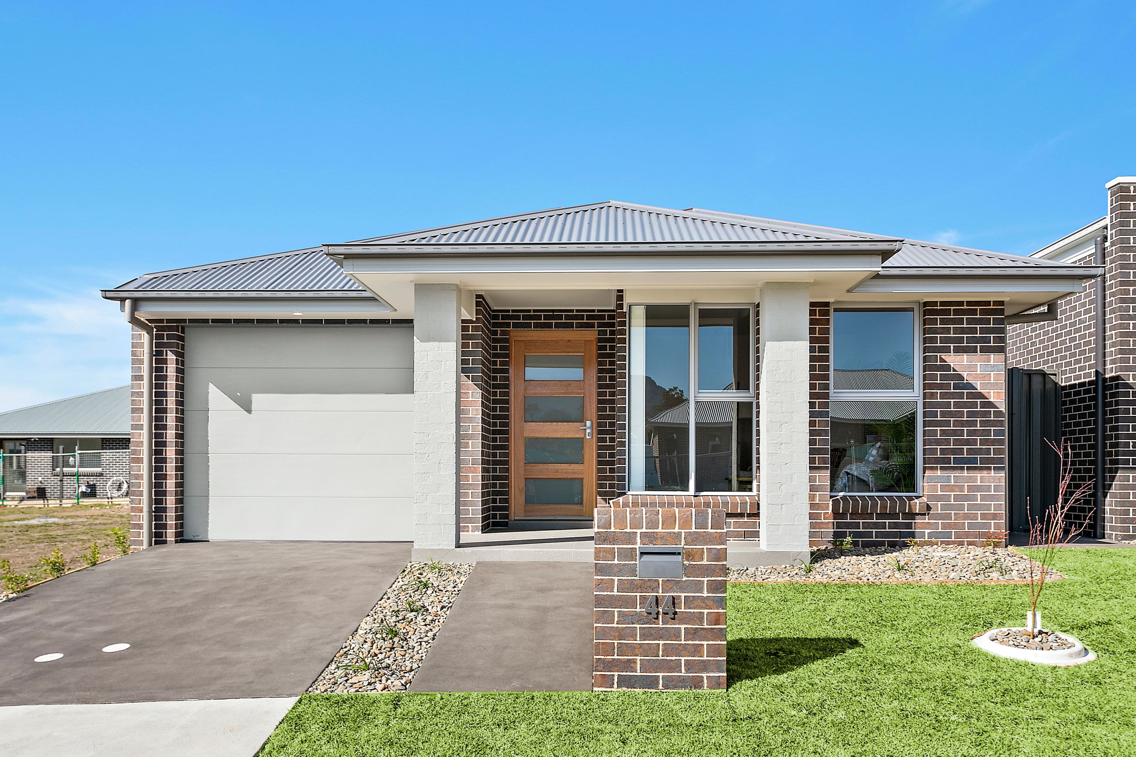 44 Wildflower Crescent, Calderwood - Image 1