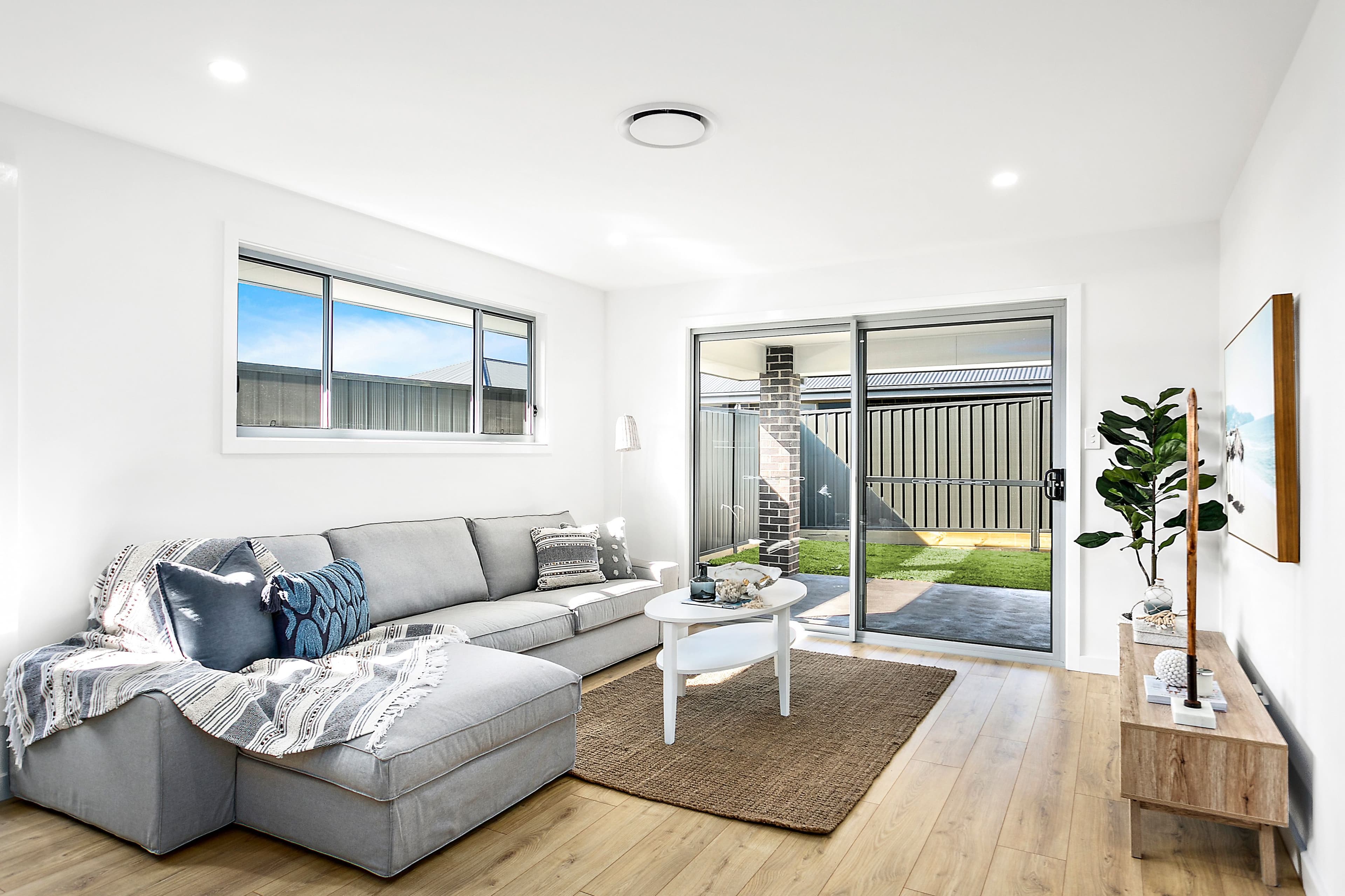 44 Wildflower Crescent, Calderwood - Thumbnail 5