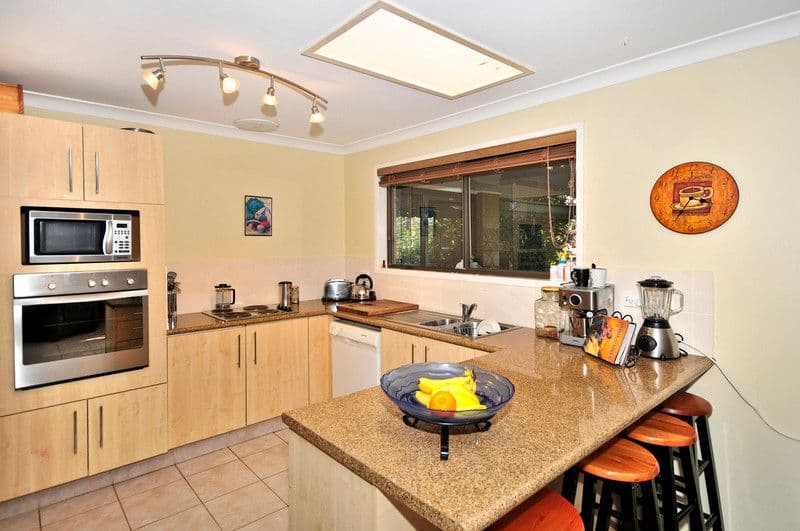 12 Darnel Street, ELANORA QLD 4221, Elanora - Thumbnail 3