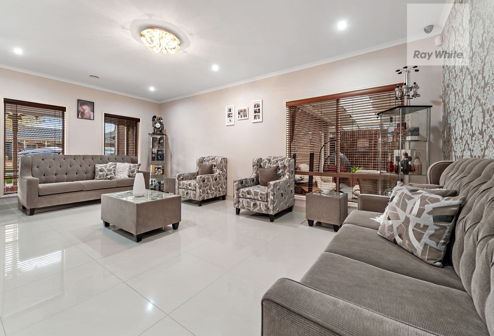 5 Northstead Way, Craigieburn VIC 3064, Craigieburn - Thumbnail 3