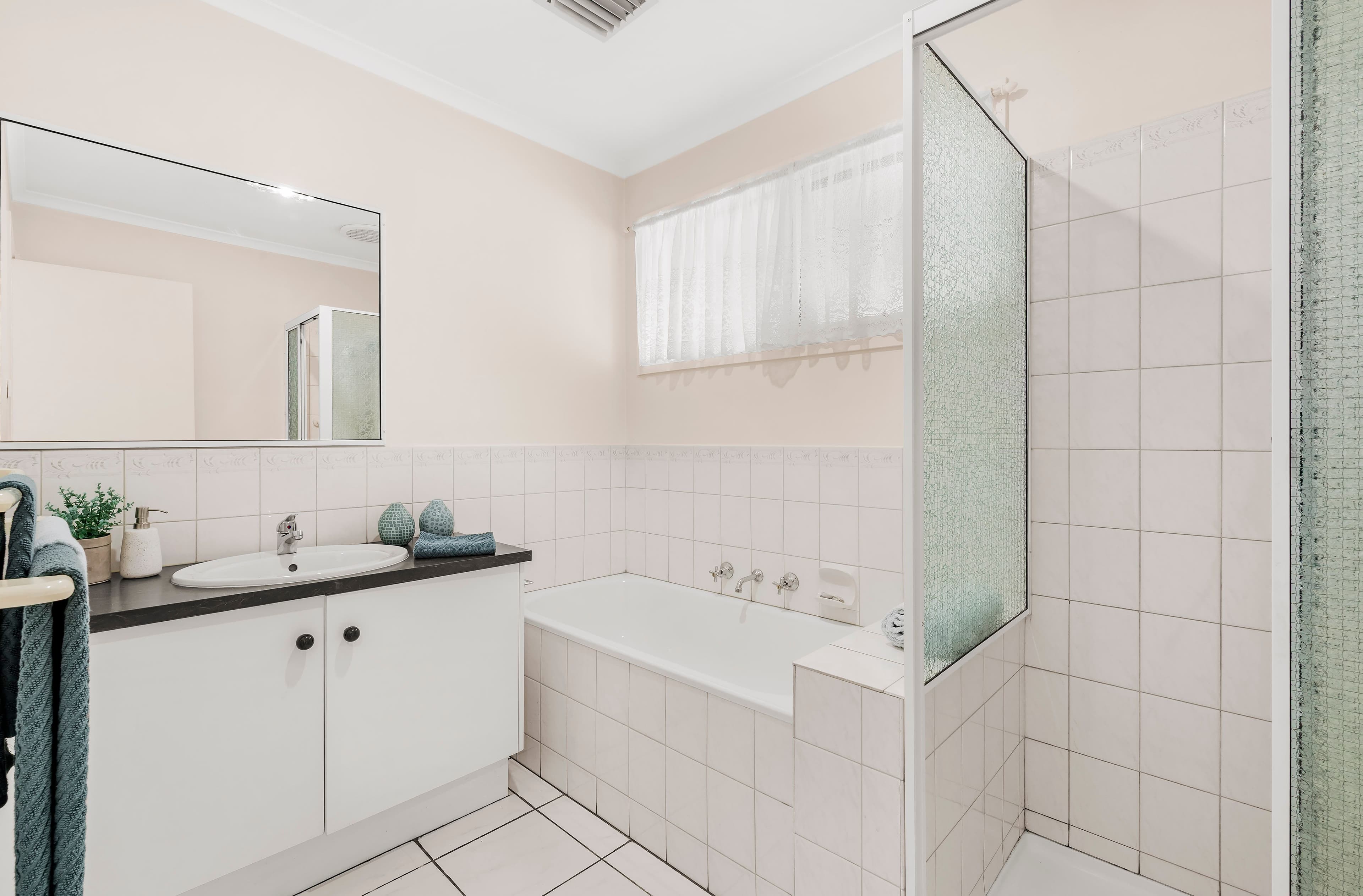 9 Borrowdale Court, Mill Park VIC 3082, Mill Park - Thumbnail 7