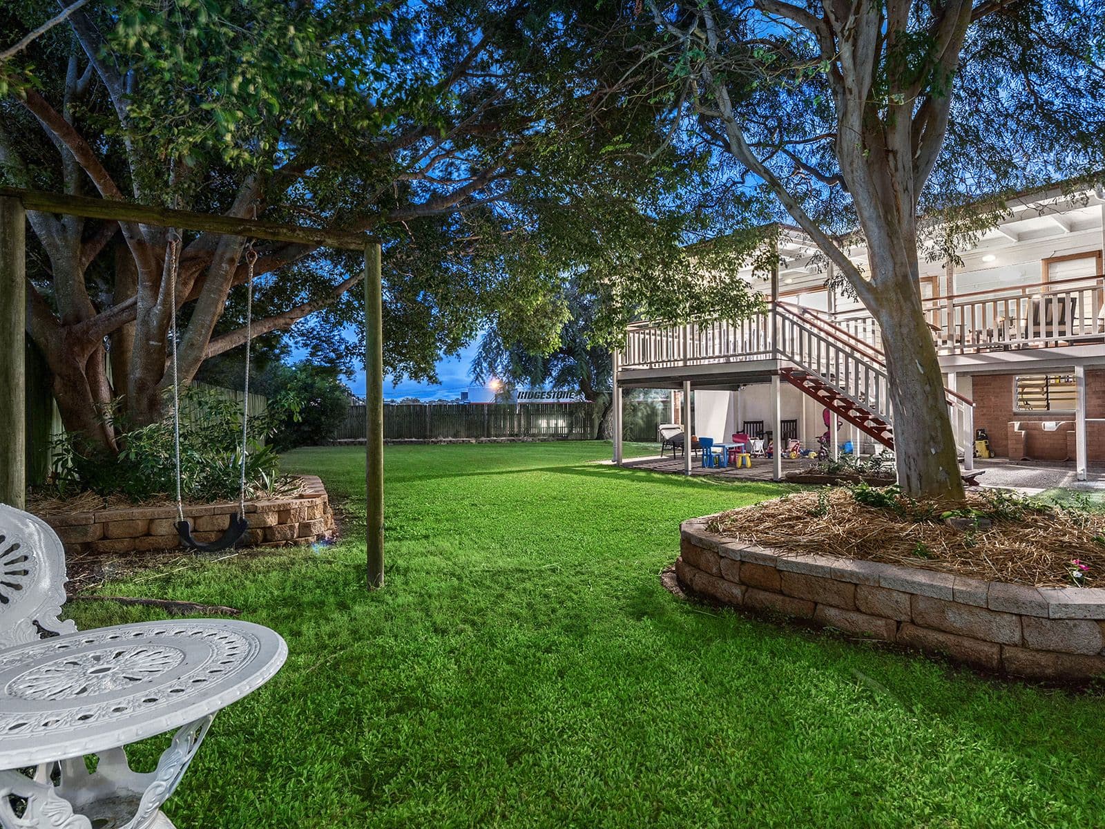 98 Bennetts Road, Camp Hill QLD 4152, Camp Hill - Thumbnail 2