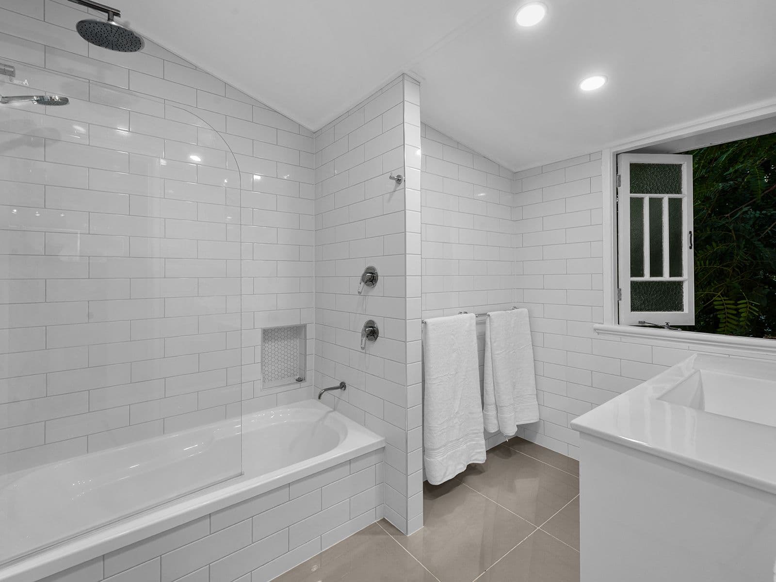 98 Bennetts Road, Camp Hill QLD 4152, Camp Hill - Thumbnail 8