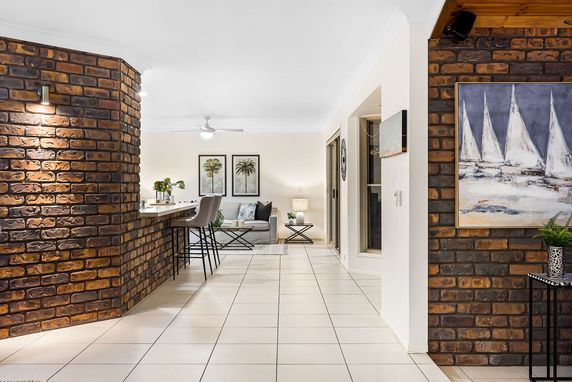 13 Arpege Crescent, Eight Mile Plains QLD 4113, Eight Mile Plains - Thumbnail 2