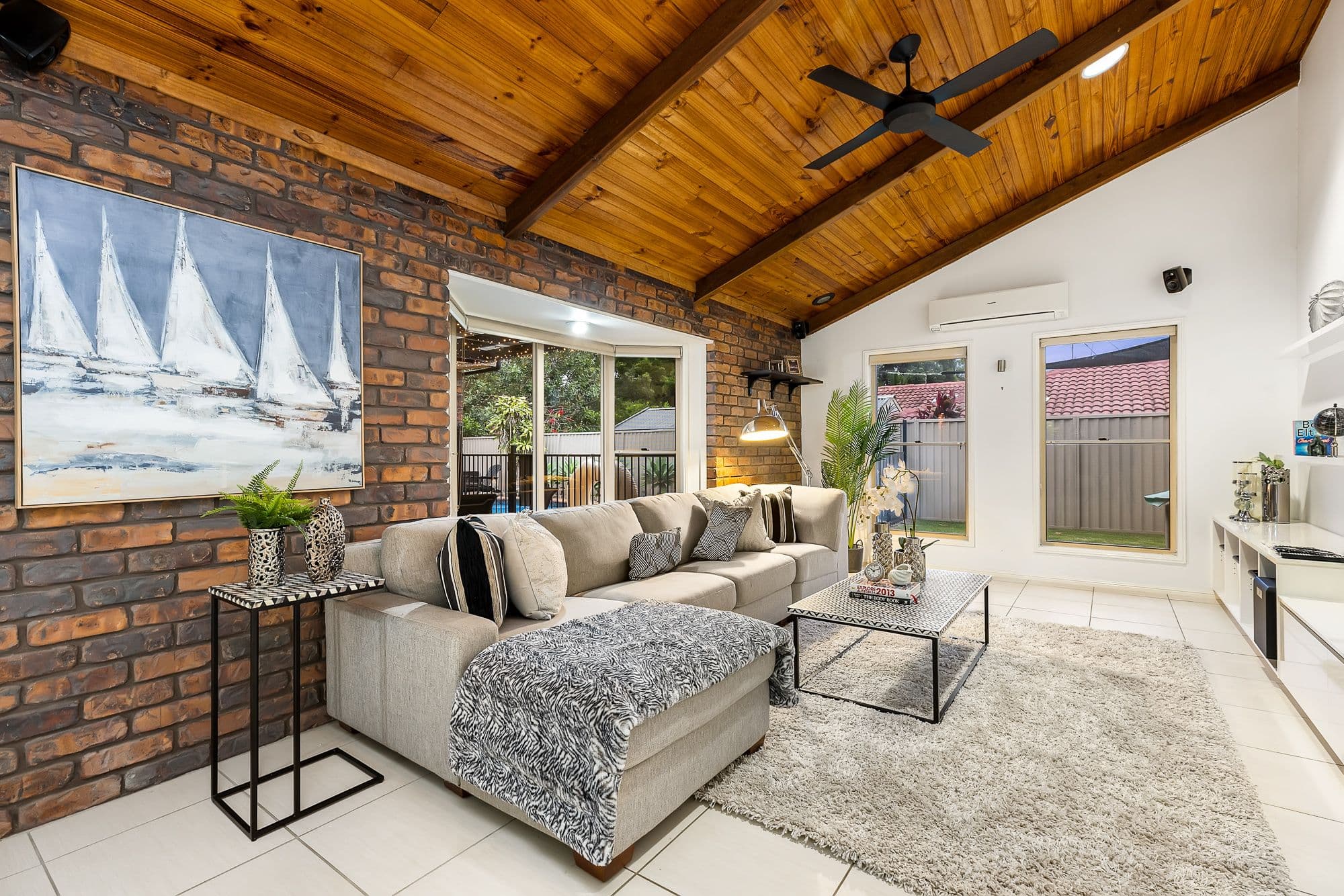 13 Arpege Crescent, Eight Mile Plains QLD 4113, Eight Mile Plains - Thumbnail 3