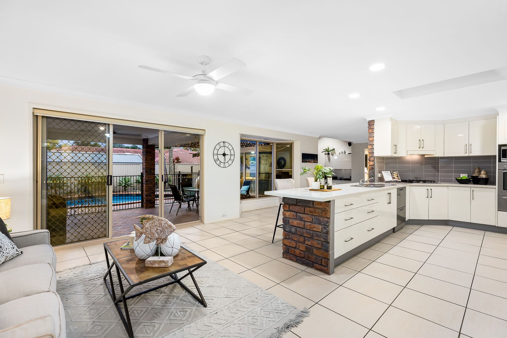 13 Arpege Crescent, Eight Mile Plains QLD 4113, Eight Mile Plains - Thumbnail 7