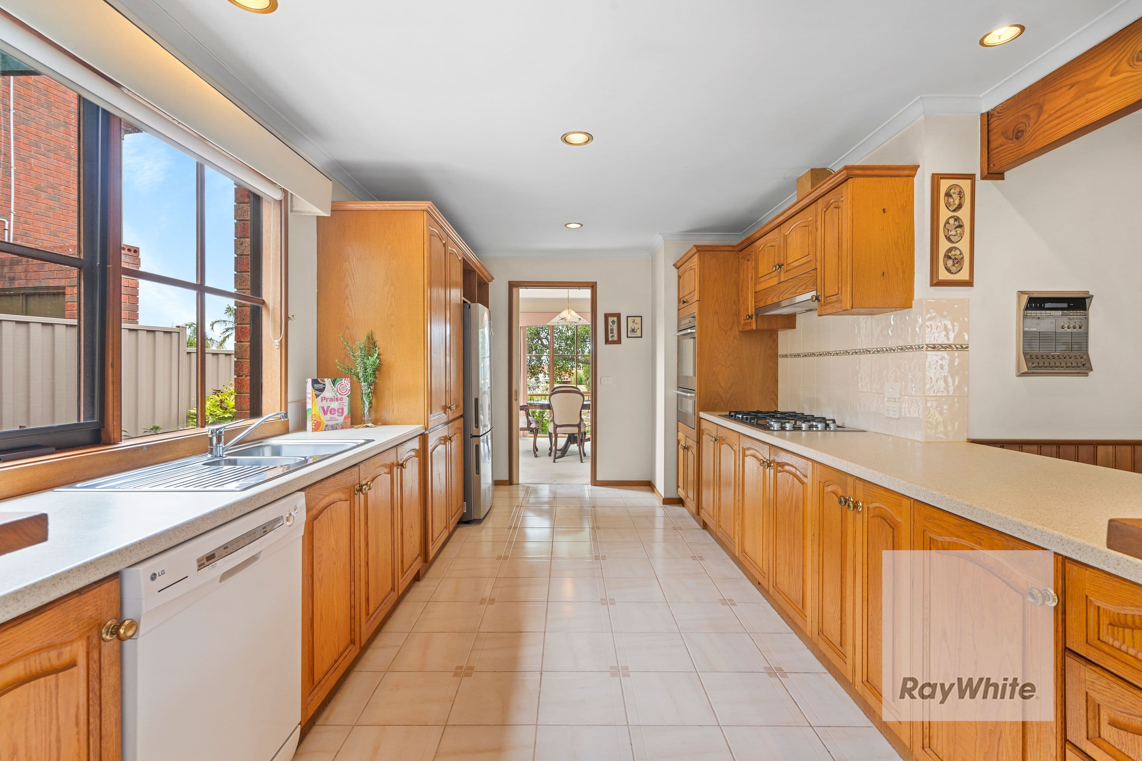 76 Edmund Rice Parade, Watsonia North VIC 3087, Watsonia North - Thumbnail 6