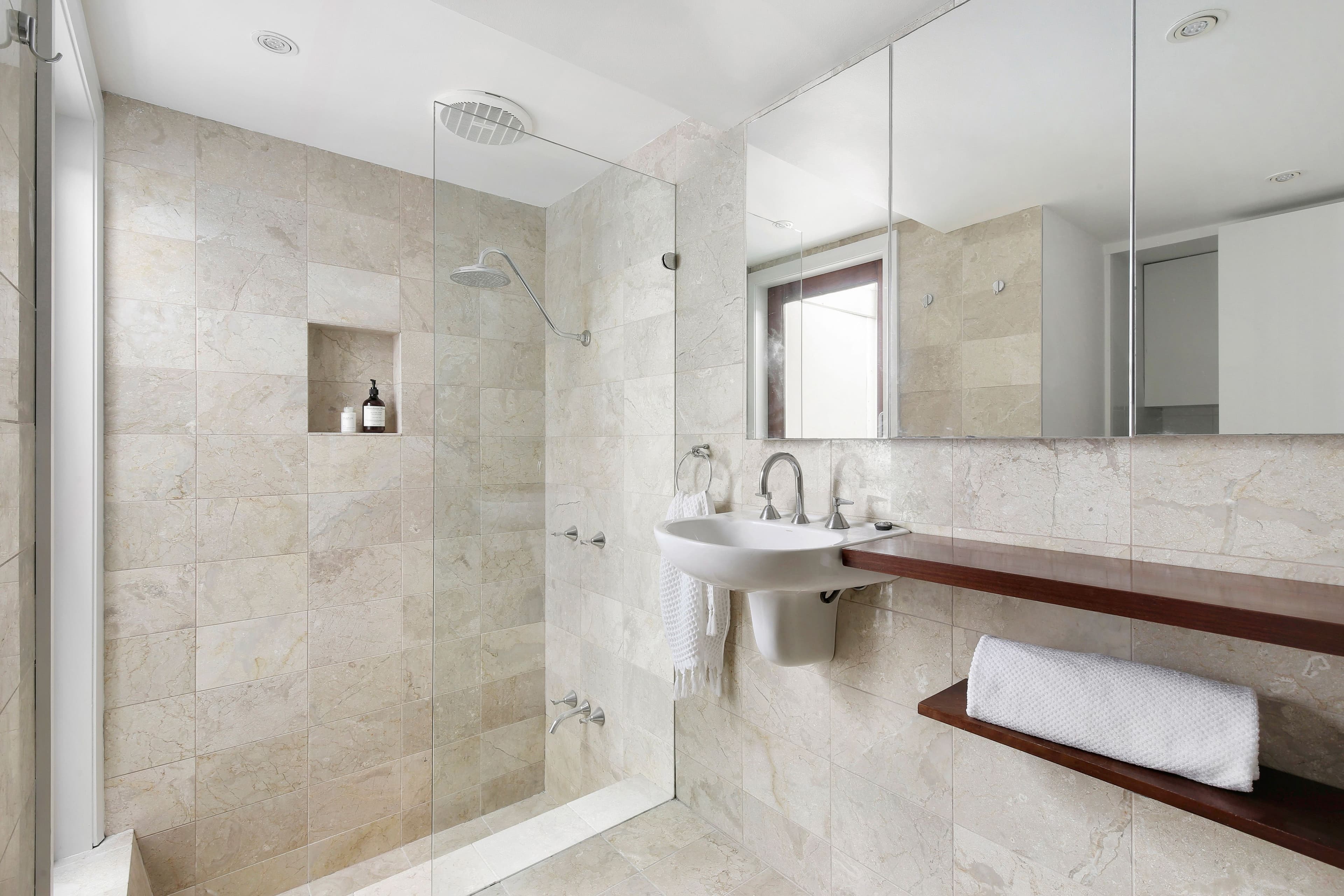 55 Kingsclear Road, Alexandria - Thumbnail 5