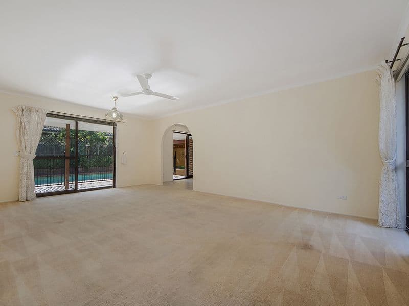 27 Evans Drive, BENOWA QLD 4217, Benowa - Thumbnail 5