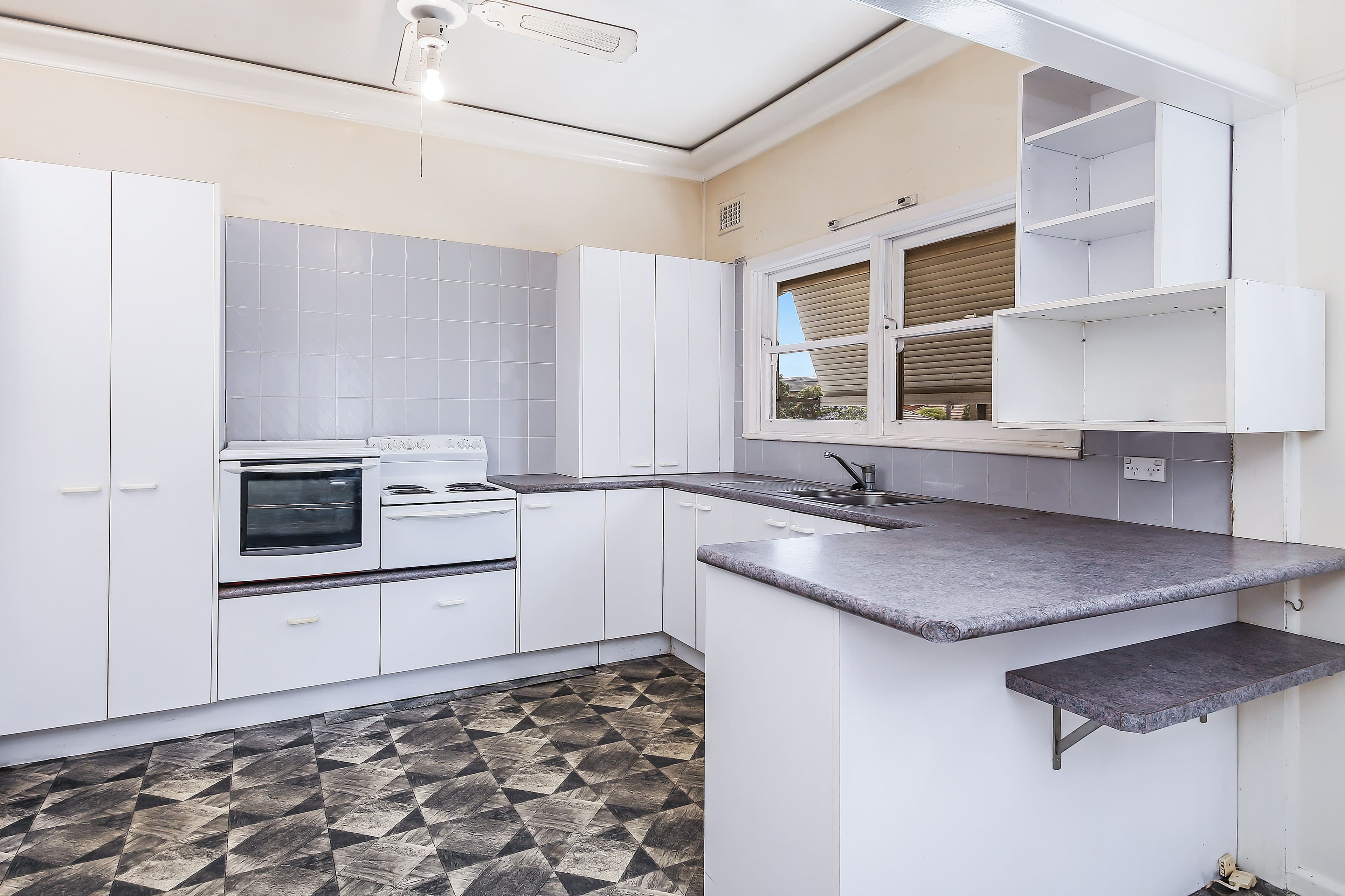 66 Cambridge Avenue, Bankstown - Thumbnail 3