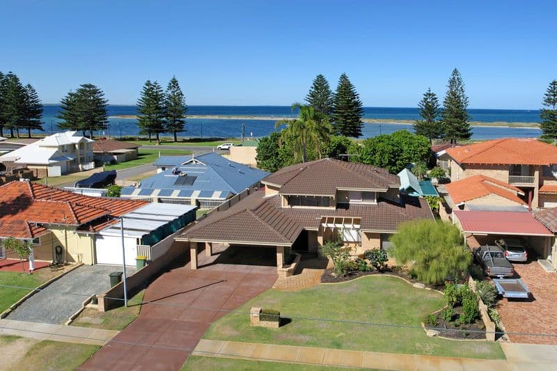 105 Penguin Road, SAFETY BAY WA 6169, Safety Bay - Image 1
