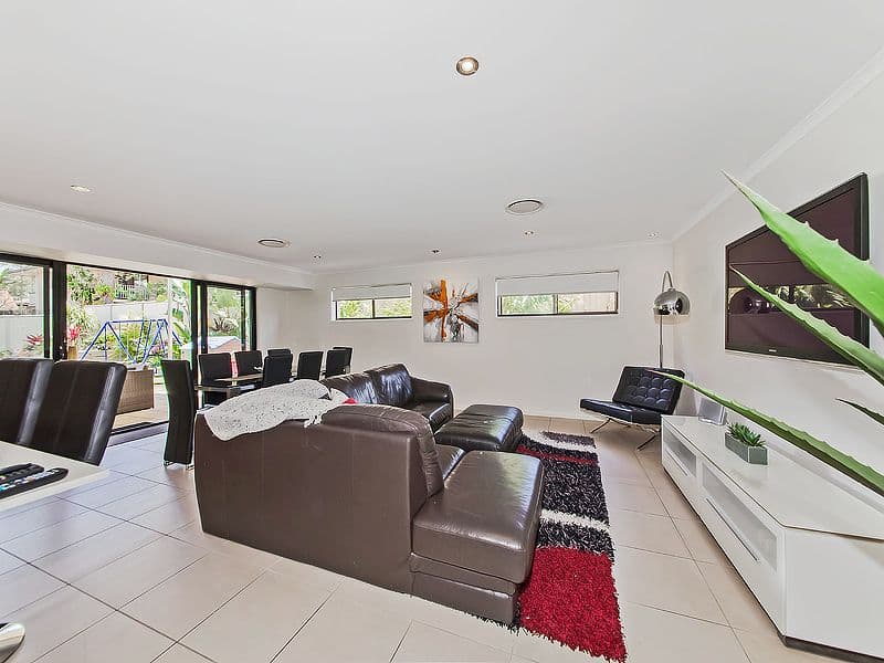 10 Blairgowrie Street, MACGREGOR QLD 4109, Macgregor - Thumbnail 3