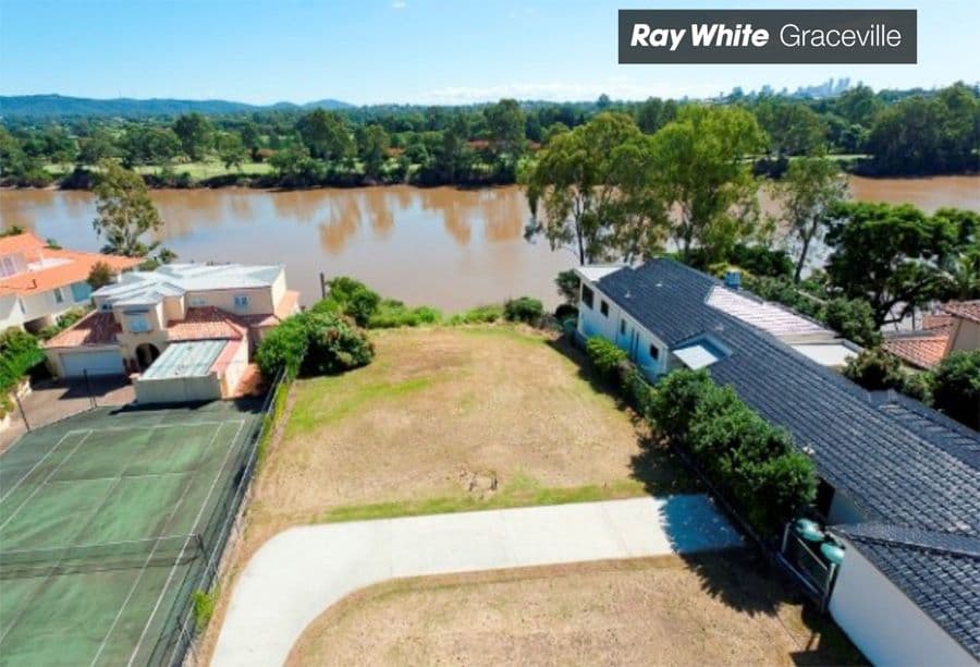 135 King Arthur Terrace, TENNYSON QLD 4105, Tennyson - Image 1