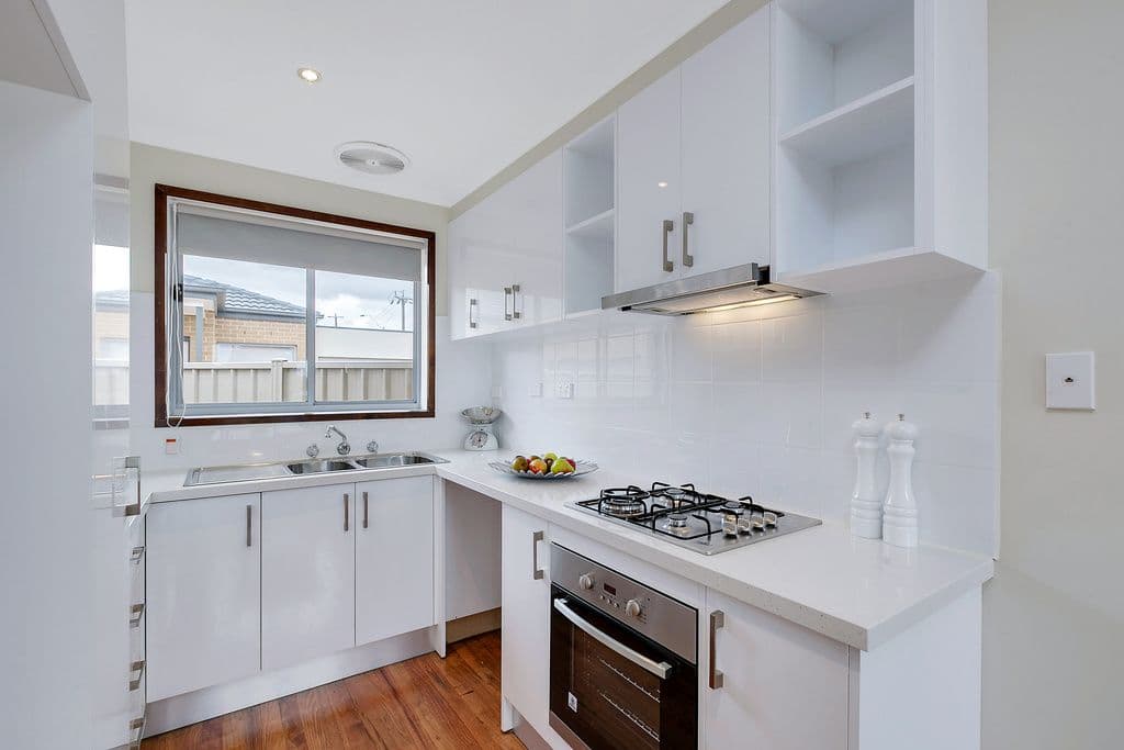 7 Lacey Street, Lalor VIC 3075, Lalor - Thumbnail 2