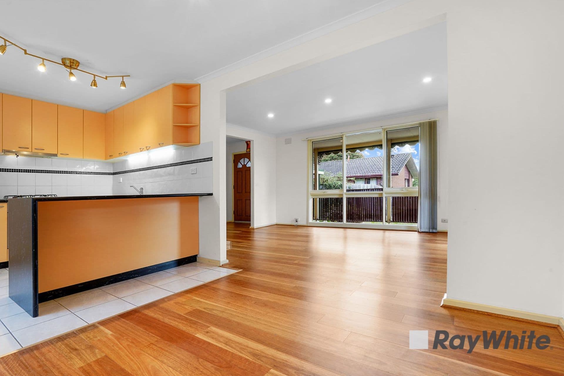 22 Scotsburn Way, Endeavour Hills VIC 3802, Endeavour Hills - Thumbnail 4