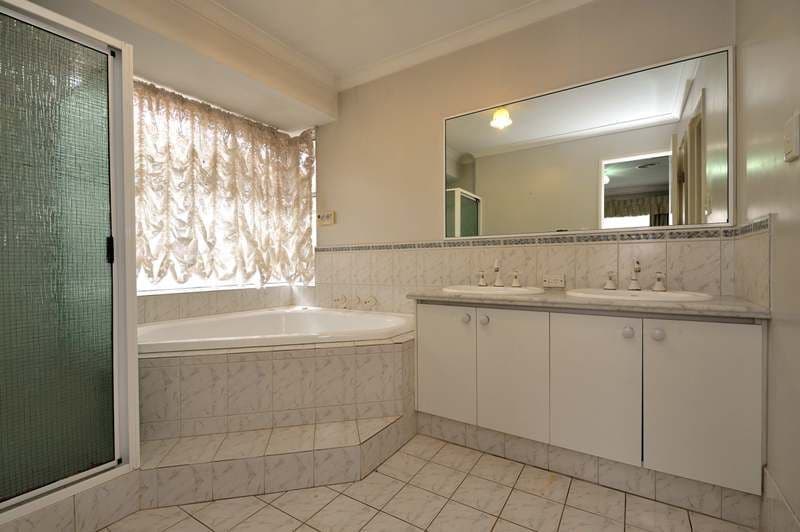 17 Della Road, NORANDA WA 6062, Noranda - Thumbnail 8