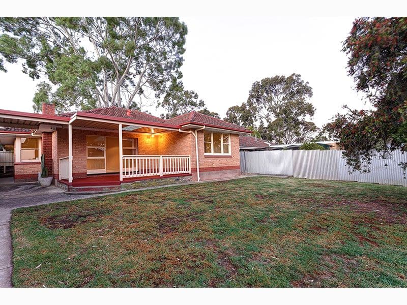 12 Jarrad Road, Happy Valley SA 5159, Happy Valley - Thumbnail 2