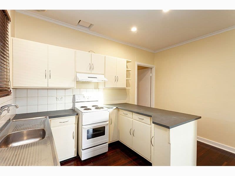12 Jarrad Road, Happy Valley SA 5159, Happy Valley - Thumbnail 6