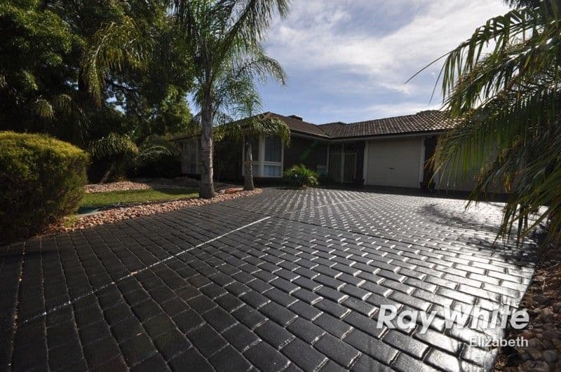 28 Holyoake Court, HILLBANK SA 5112, Hillbank - Image 1
