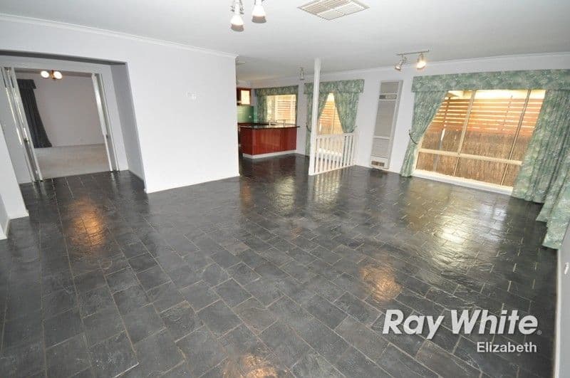 28 Holyoake Court, HILLBANK SA 5112, Hillbank - Thumbnail 8