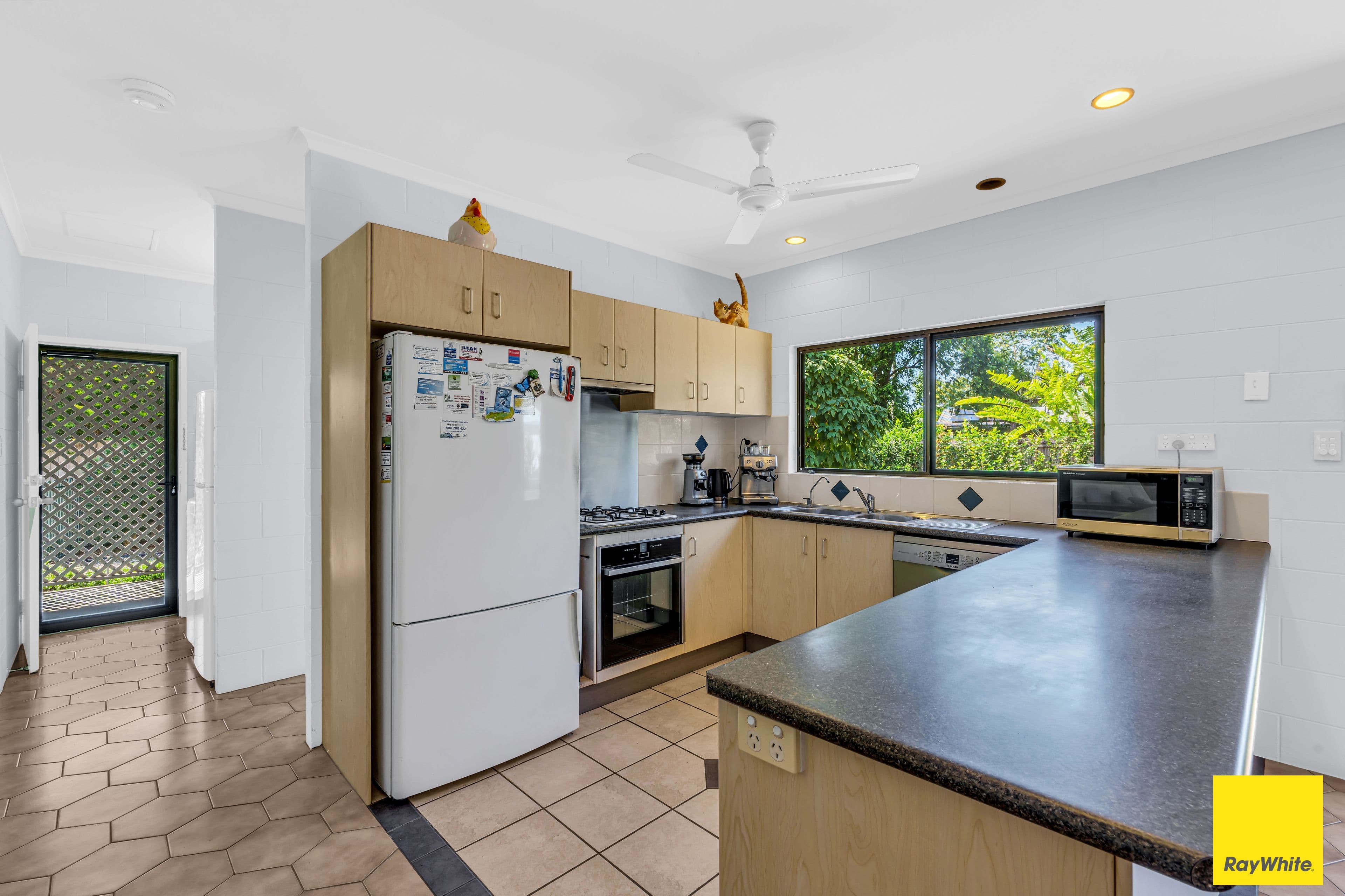 11 Bataan Close, Trinity Park QLD 4879, Trinity Park - Thumbnail 4