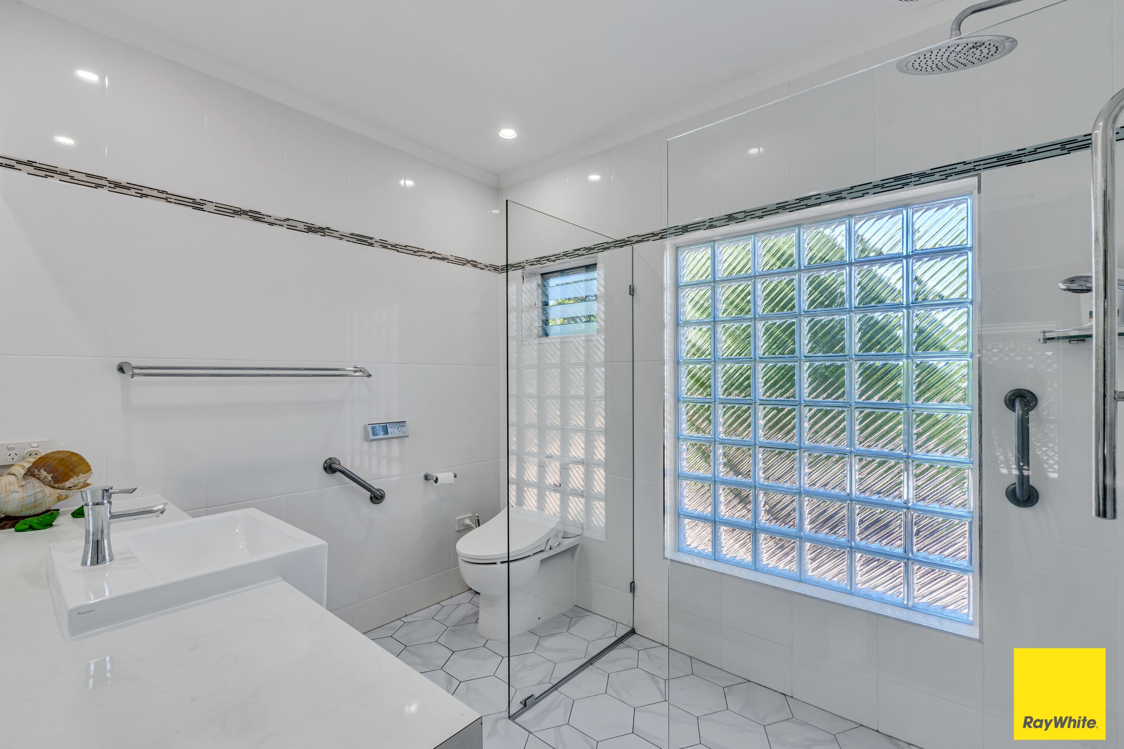 11 Bataan Close, Trinity Park QLD 4879, Trinity Park - Thumbnail 6