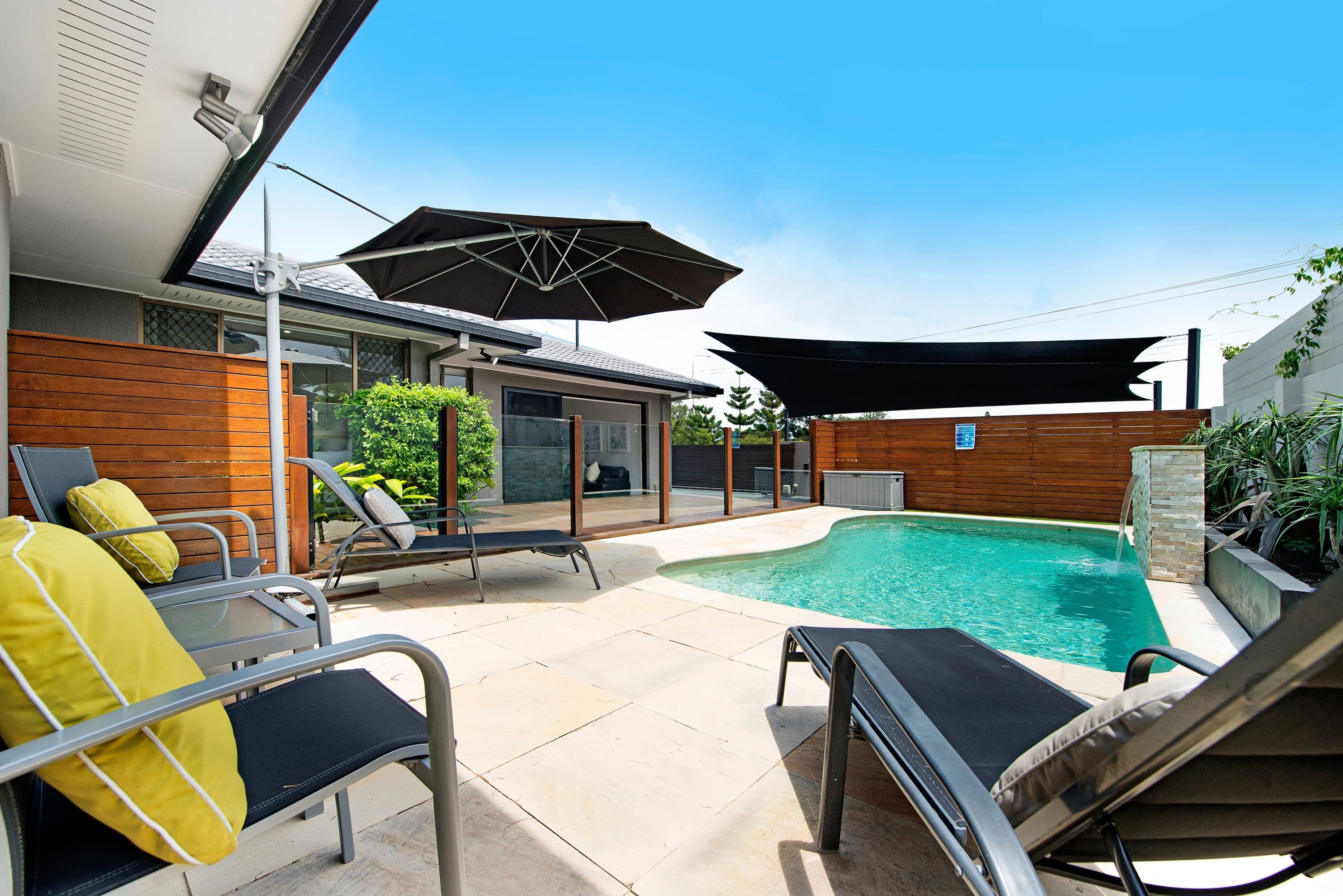 107 Witt Avenue, Carrara QLD 4211, Carrara - Thumbnail 2