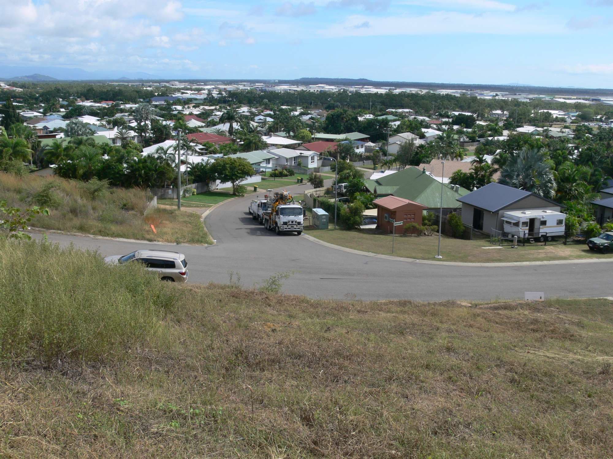 28 Glasgow Avenue, MOUNT LOUISA QLD 4814, Mount Louisa - Thumbnail 4