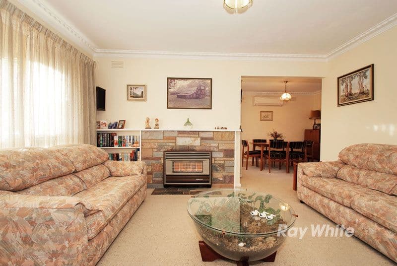 13 Ernest Street, BAYSWATER VIC 3153, Bayswater - Thumbnail 2