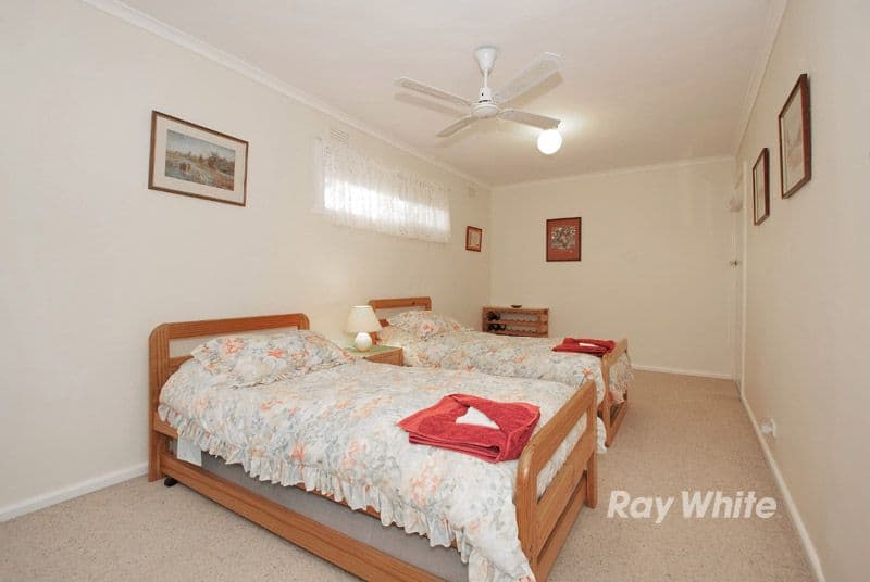 13 Ernest Street, BAYSWATER VIC 3153, Bayswater - Thumbnail 6