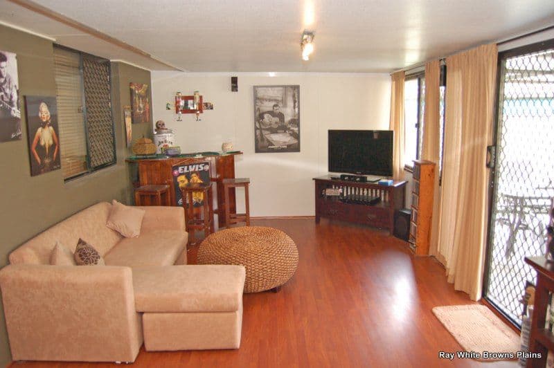 12 Ethan Court, CRESTMEAD QLD 4132, Crestmead - Thumbnail 3