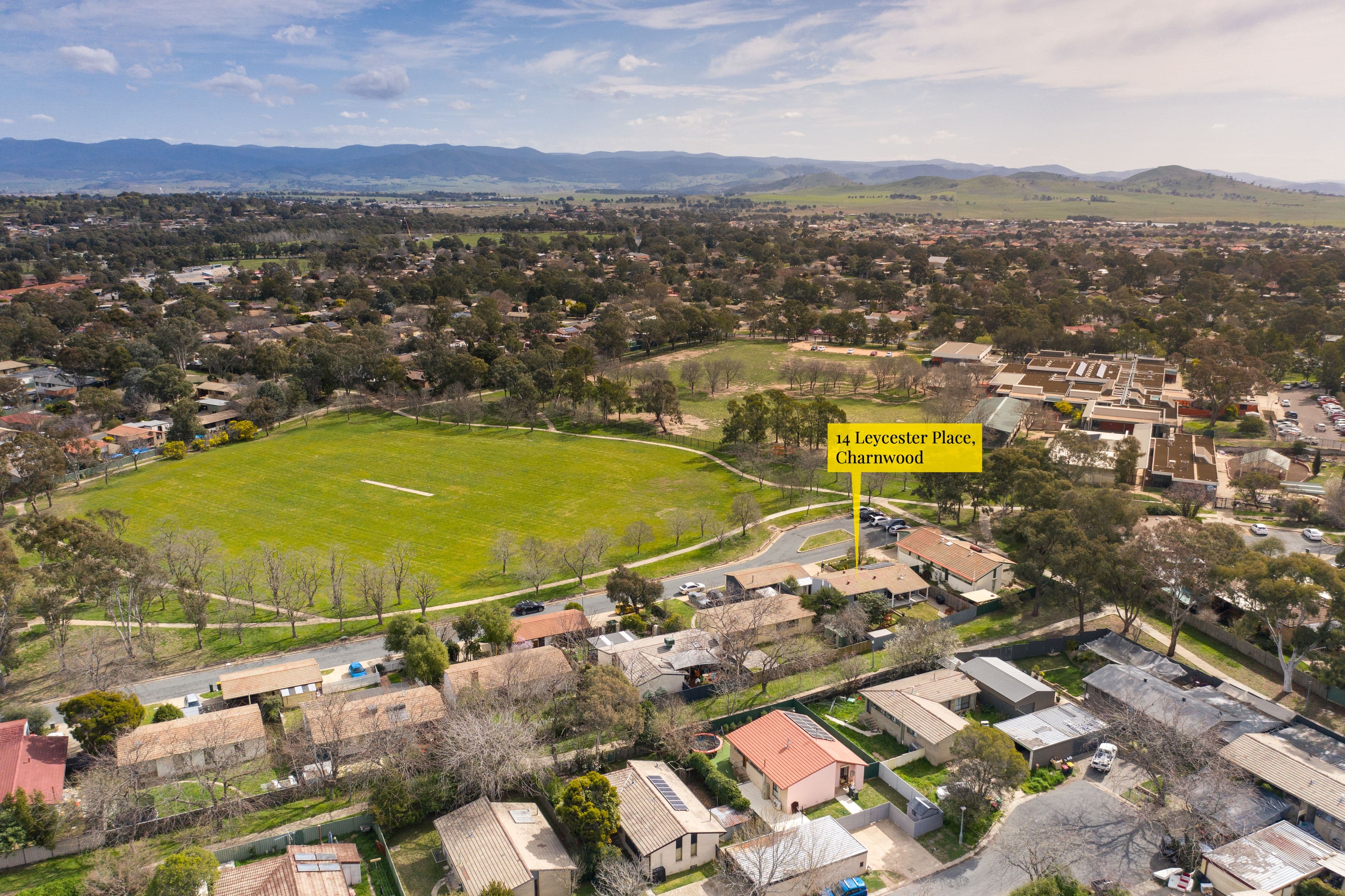14 Leycester Place, Charnwood ACT 2615, Charnwood - Thumbnail 2