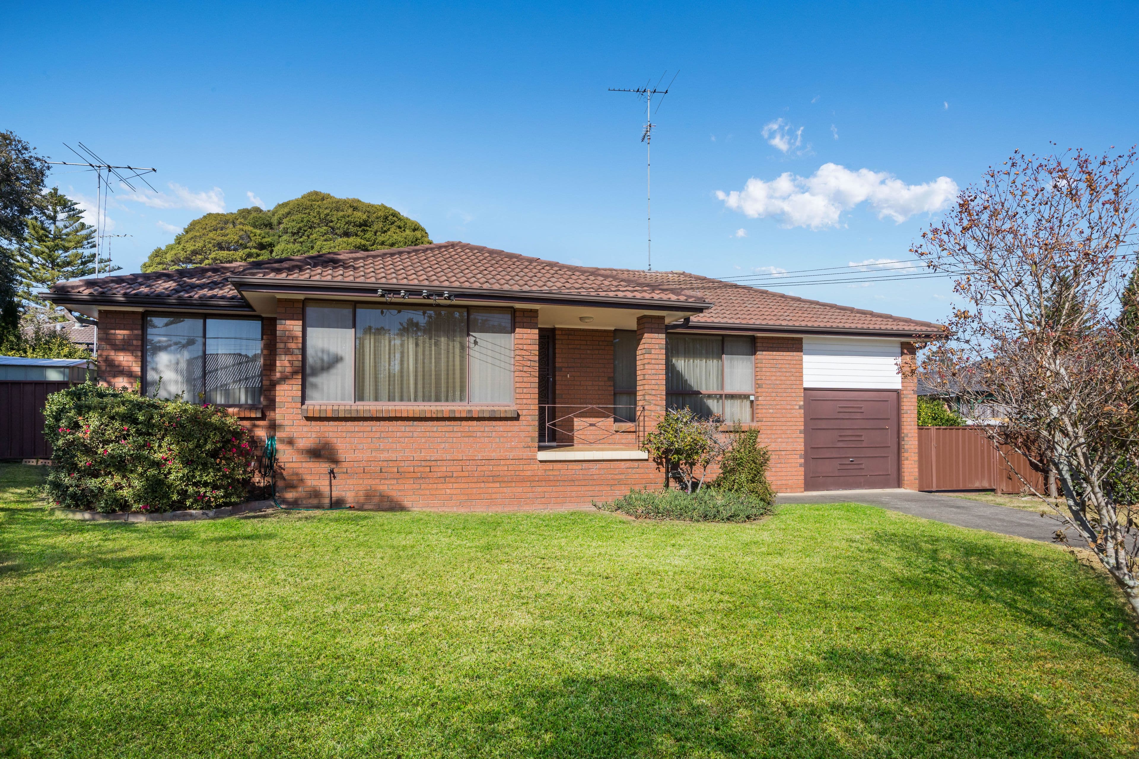 25 Bass Drive, Baulkham Hills - Image 1