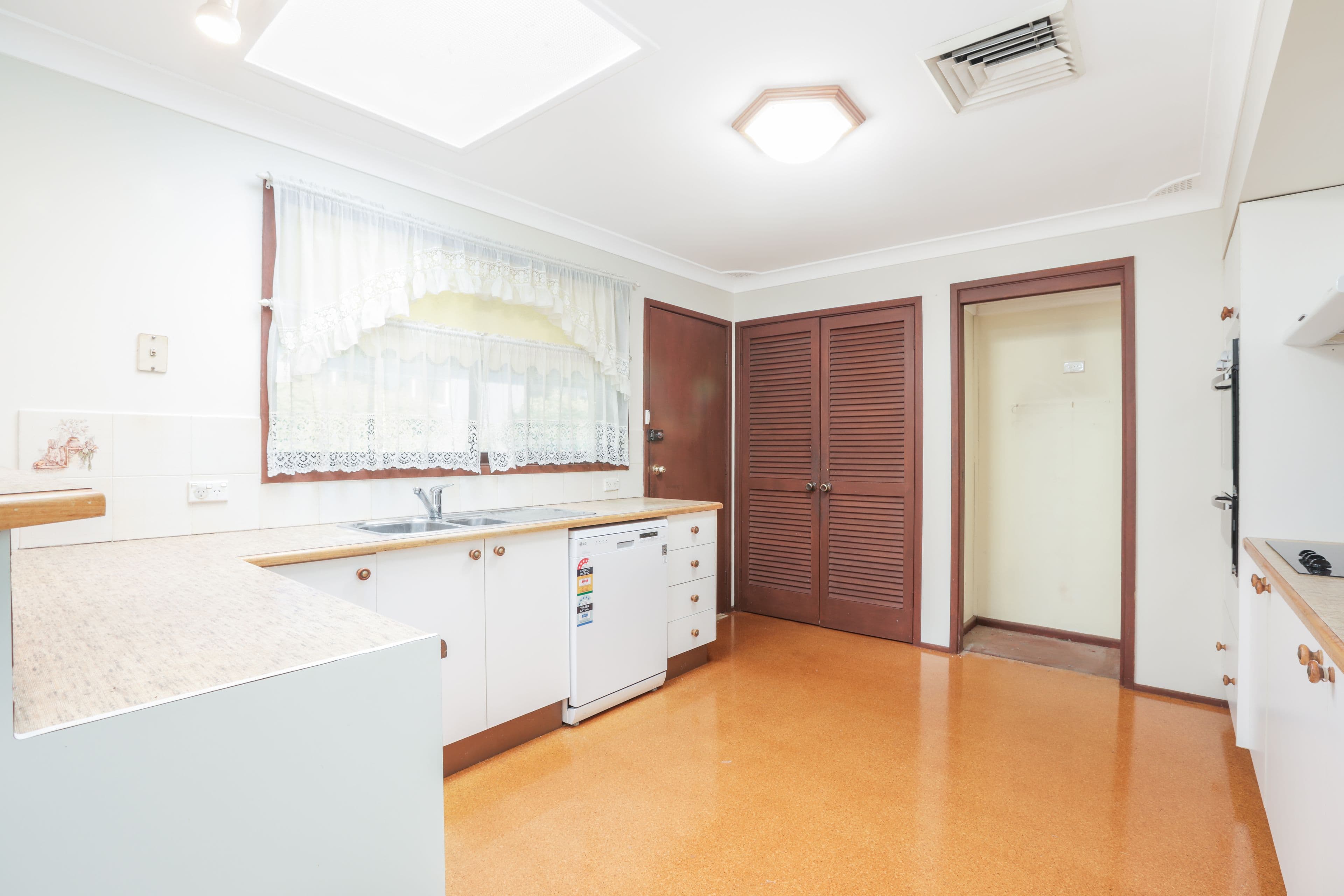 25 Bass Drive, Baulkham Hills - Thumbnail 5