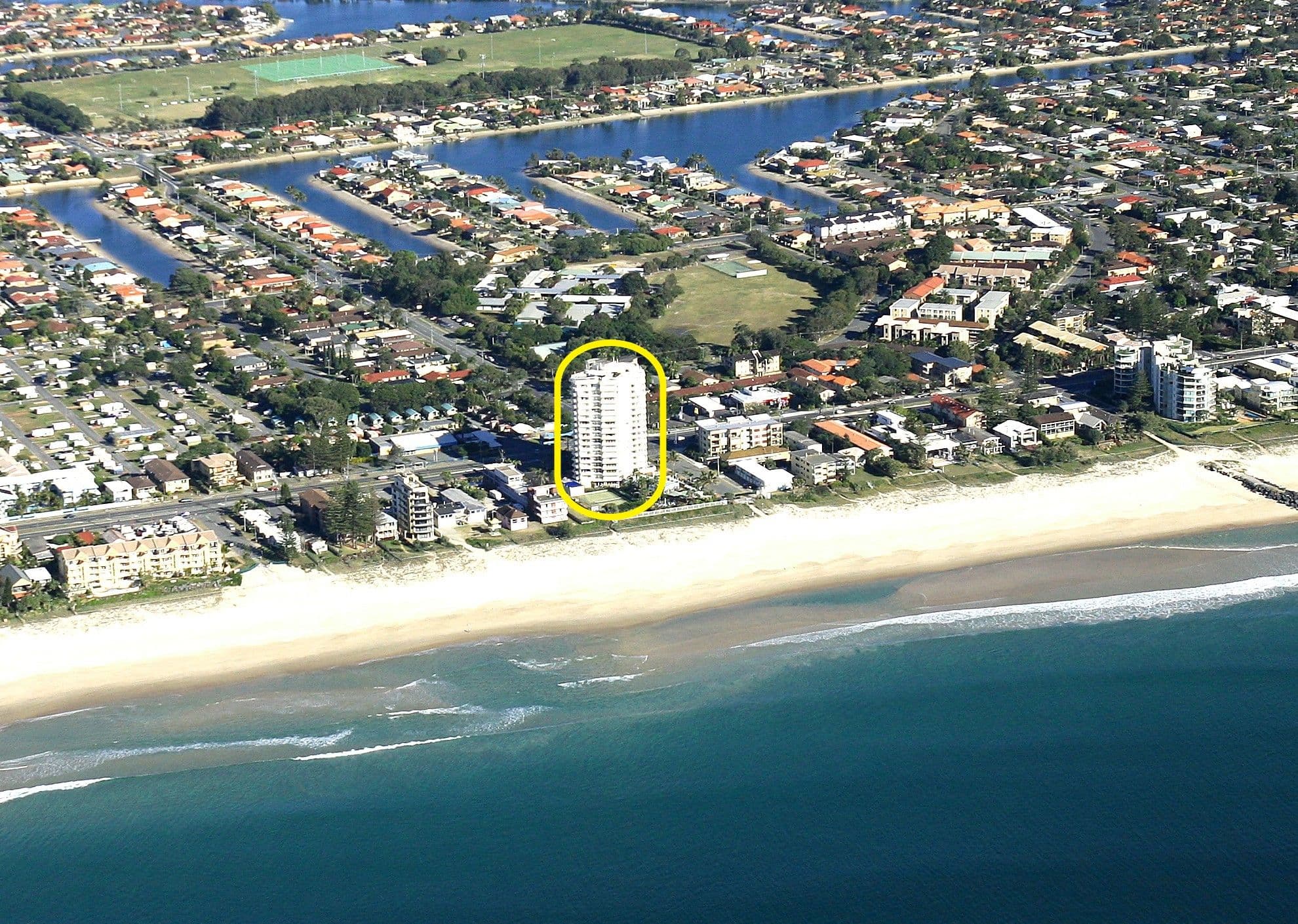 2 Nineteenth Avenue, Palm Beach QLD 4221, Palm Beach - Thumbnail 2