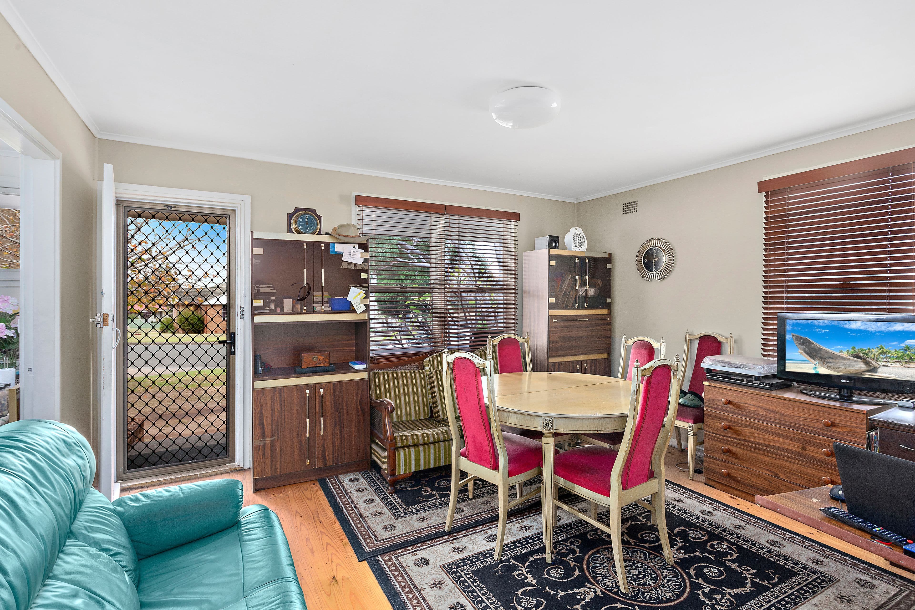 90 The Kingsway, Barrack Heights - Thumbnail 2