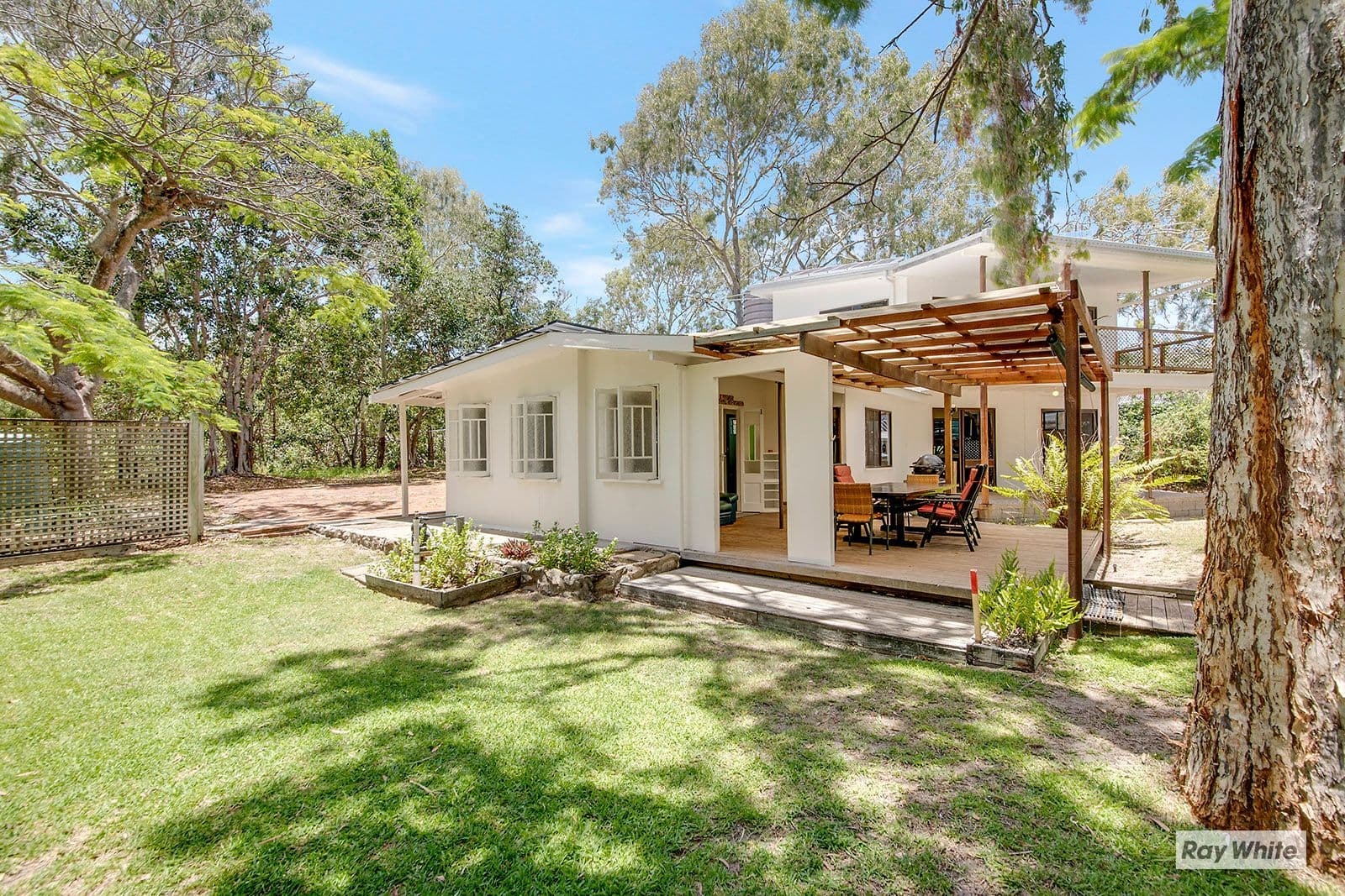 18 Esplanade, The Keppels QLD 4700, The Keppels - Thumbnail 2