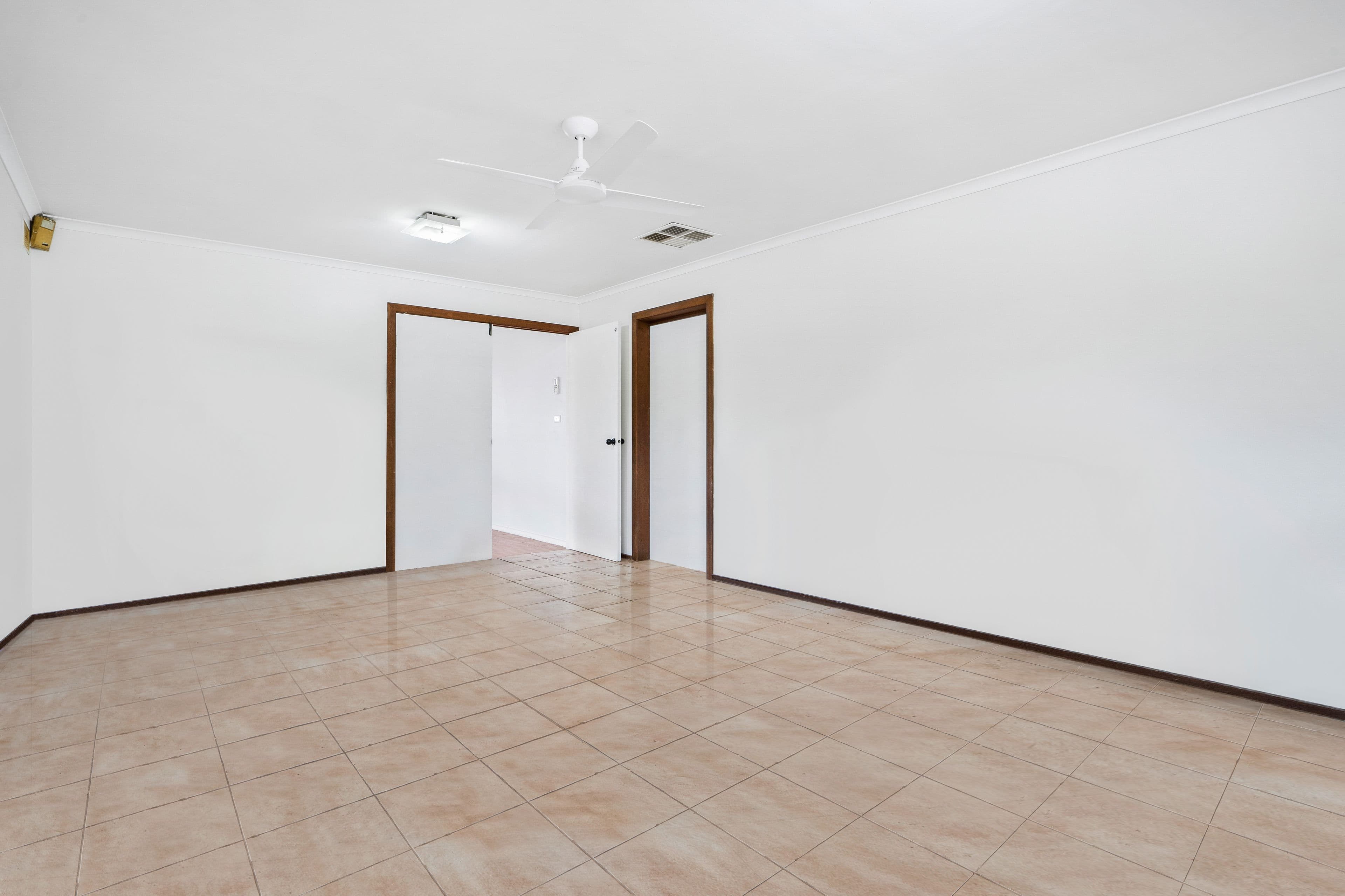 19 Taunton Drive, Bundoora VIC 3083, Bundoora - Thumbnail 3