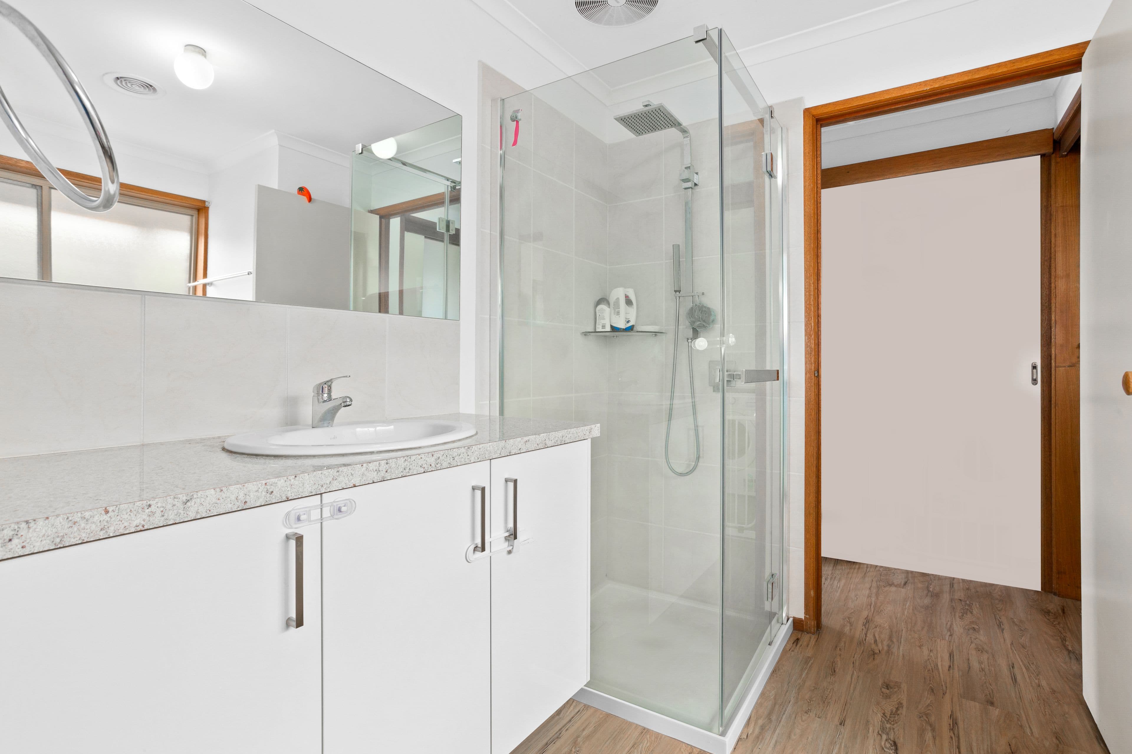 15 Helen Street, Drouin VIC 3818, Drouin - Thumbnail 7